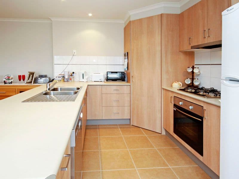 2a Eton Road, BELMONT VIC 3216, Belmont - Thumbnail 6