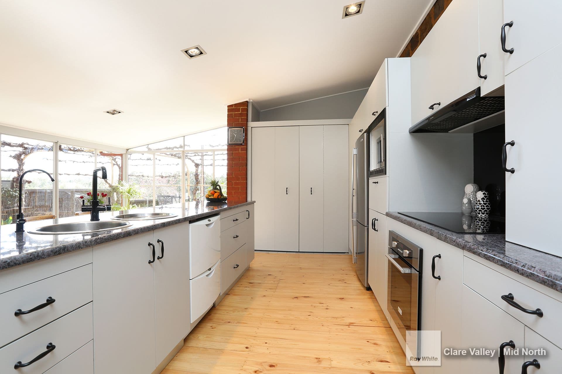 343 Main North Road, Clare SA 5453, Clare - Thumbnail 5