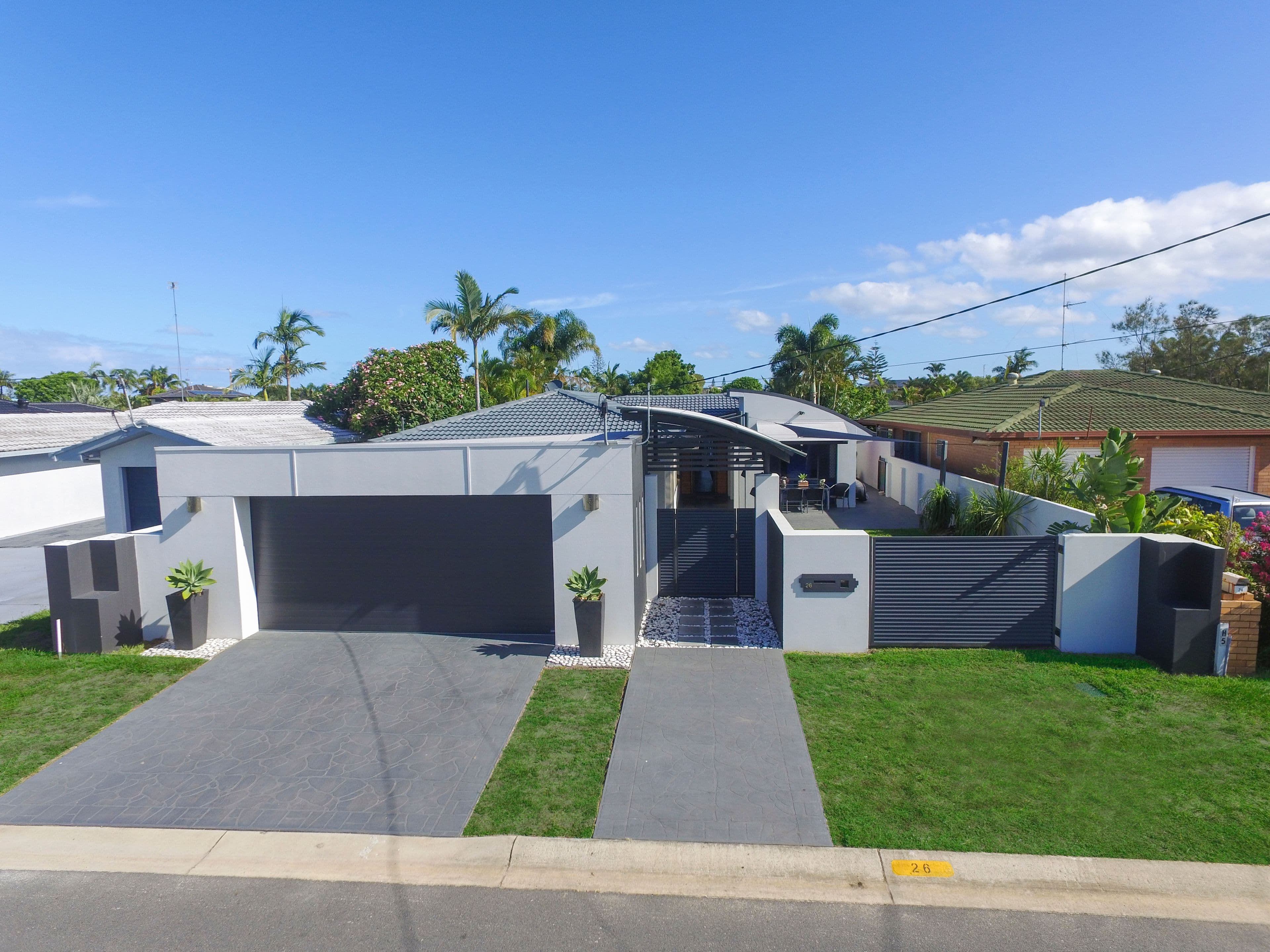 26 Verdichio Avenue, Mermaid Waters QLD 4218, Mermaid Waters - Thumbnail 2