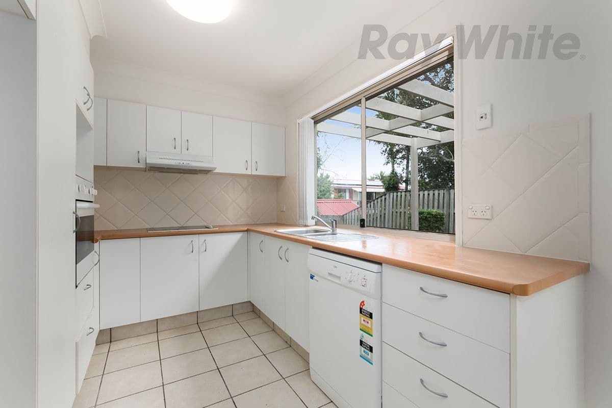 5 Arkose Street, Eight Mile Plains QLD 4113, Eight Mile Plains - Thumbnail 4