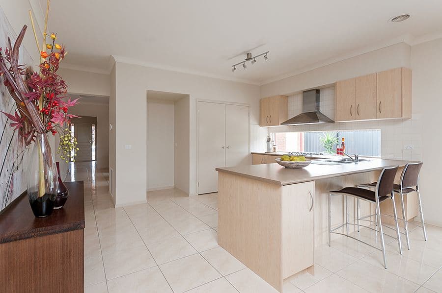 25 Cheltenham Close, CRAIGIEBURN VIC 3064, Craigieburn - Thumbnail 5