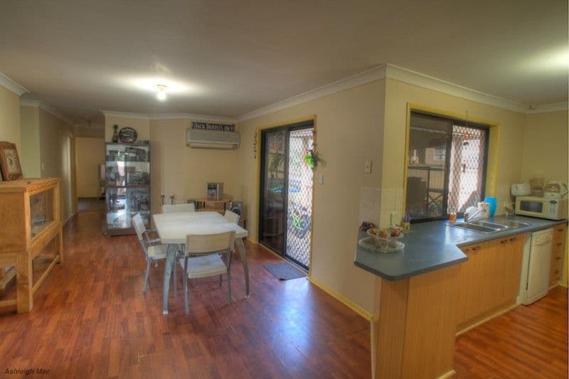 18 Lyrebird Lane, BELLBIRD PARK QLD 4300, Bellbird Park - Thumbnail 2
