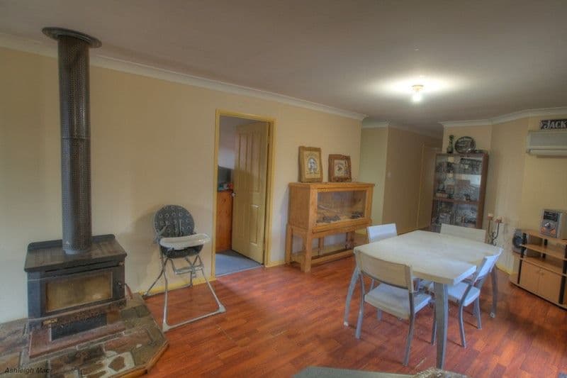 18 Lyrebird Lane, BELLBIRD PARK QLD 4300, Bellbird Park - Thumbnail 4