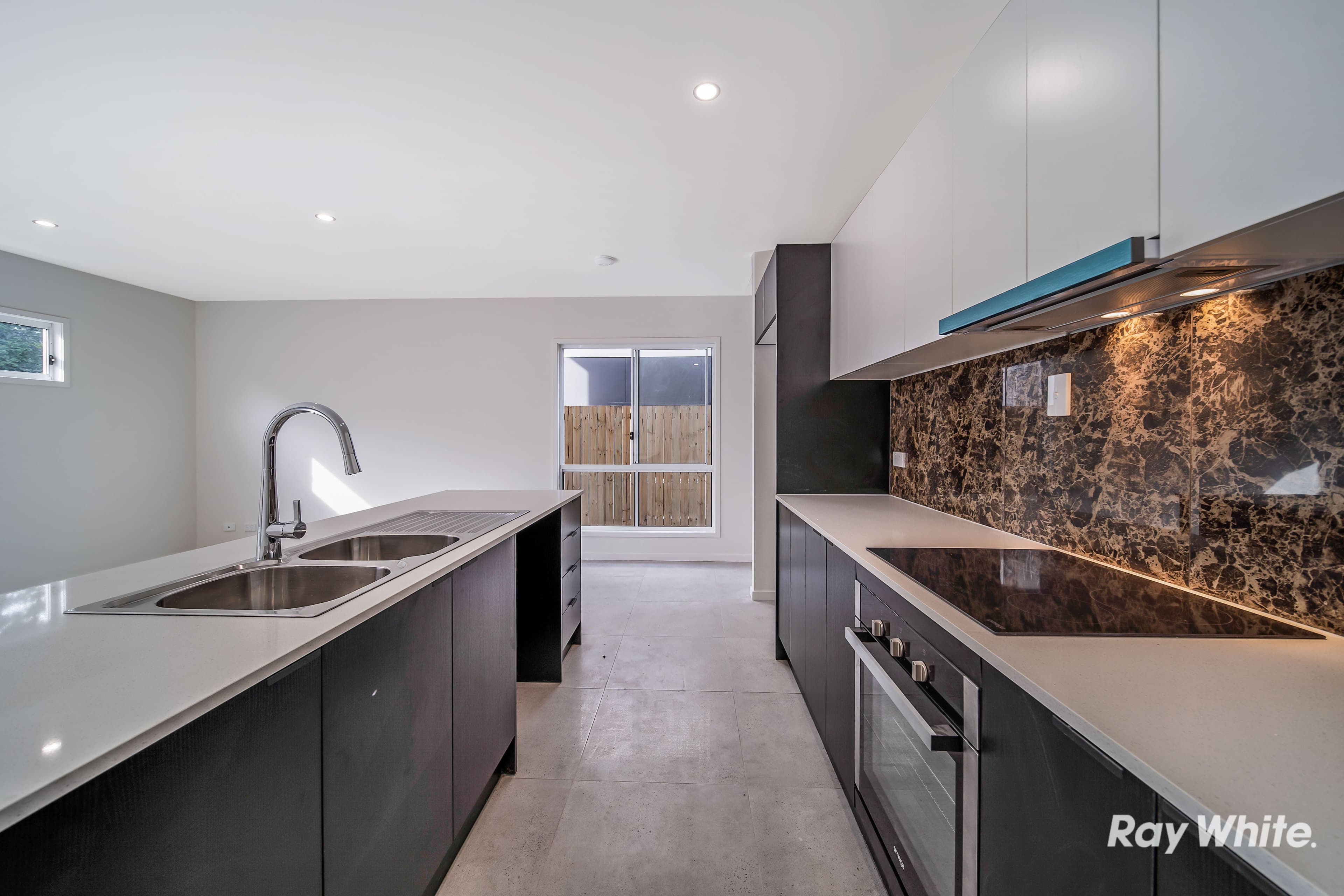 45 Solomon Avenue, Loganholme QLD 4129, Loganholme - Thumbnail 4