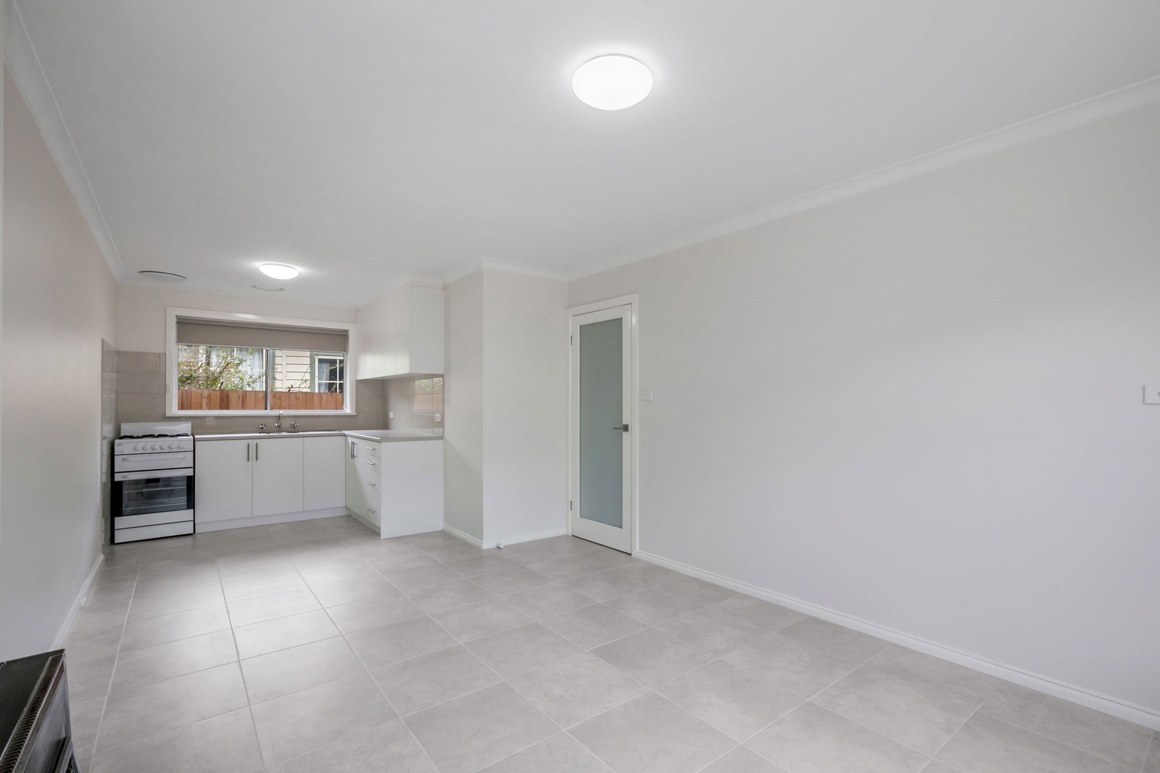 16-18 Compton Street, Reservoir VIC 3073, Reservoir - Thumbnail 2