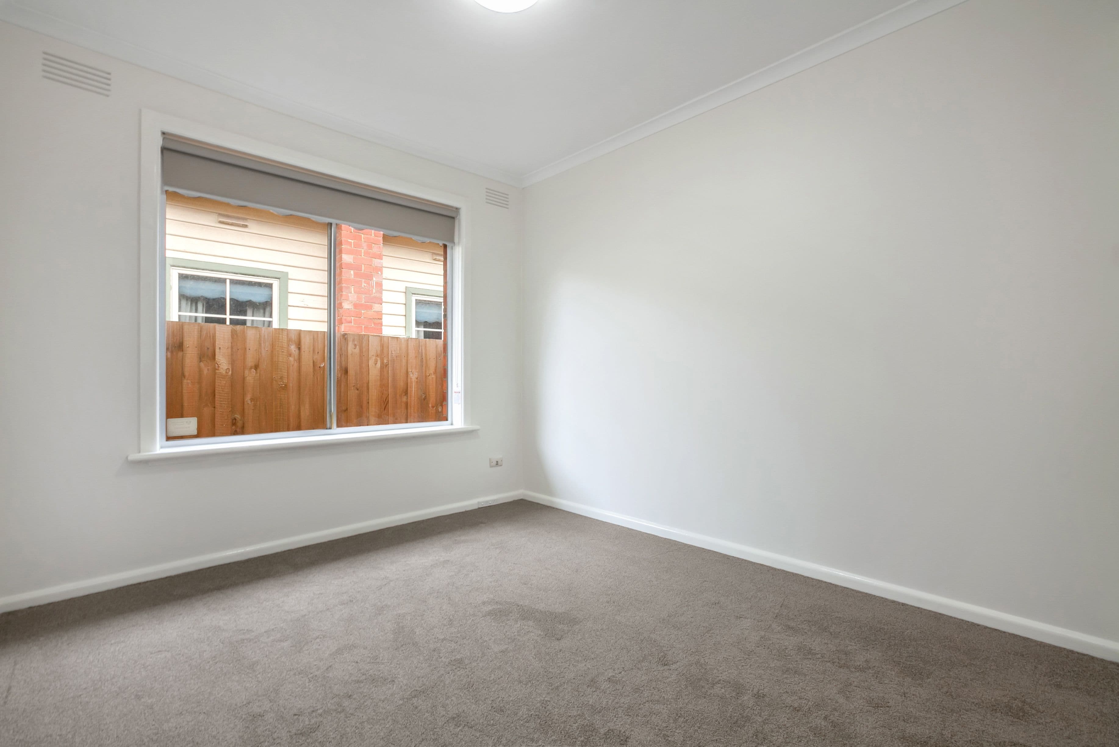 16-18 Compton Street, Reservoir VIC 3073, Reservoir - Thumbnail 5
