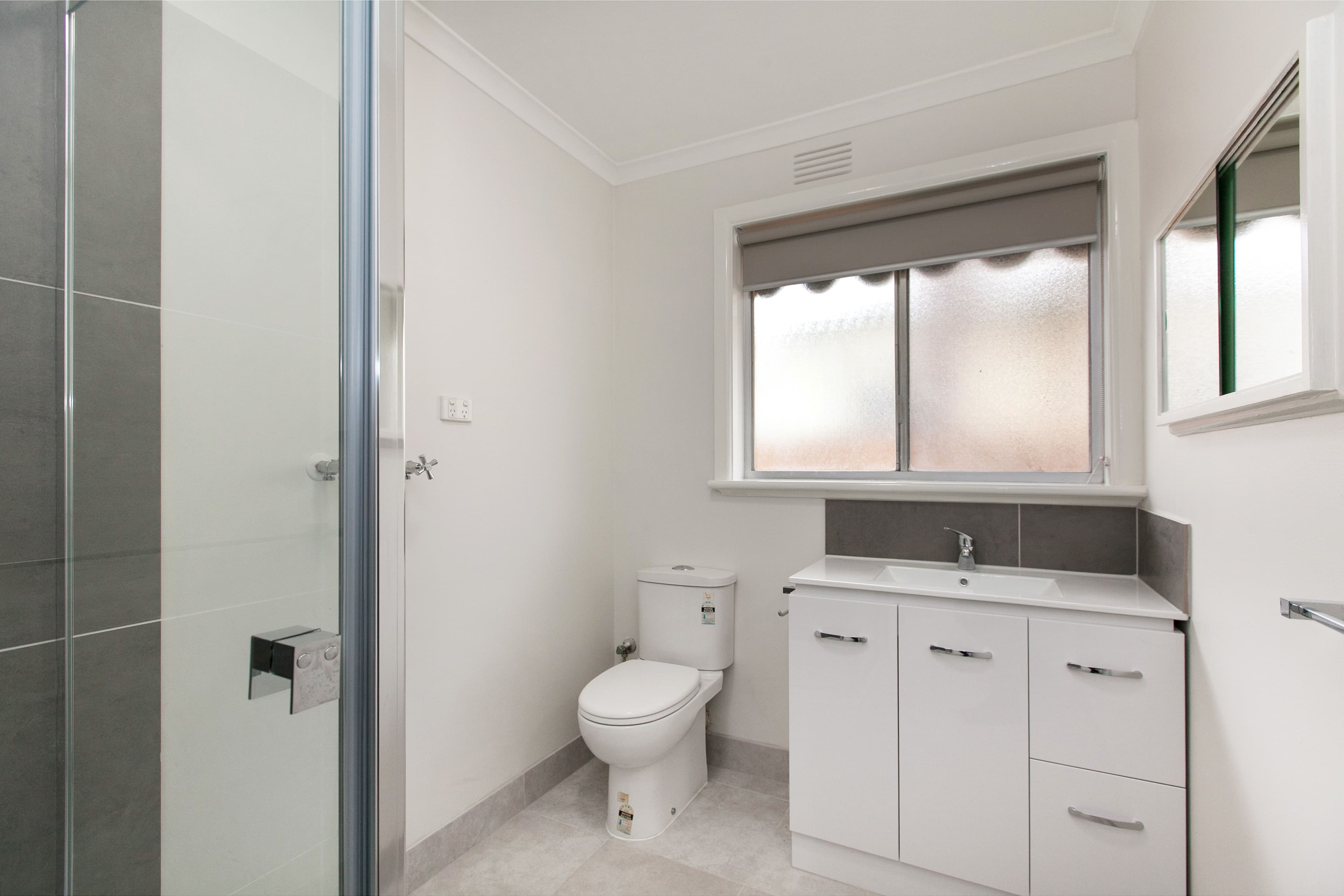 16-18 Compton Street, Reservoir VIC 3073, Reservoir - Thumbnail 6