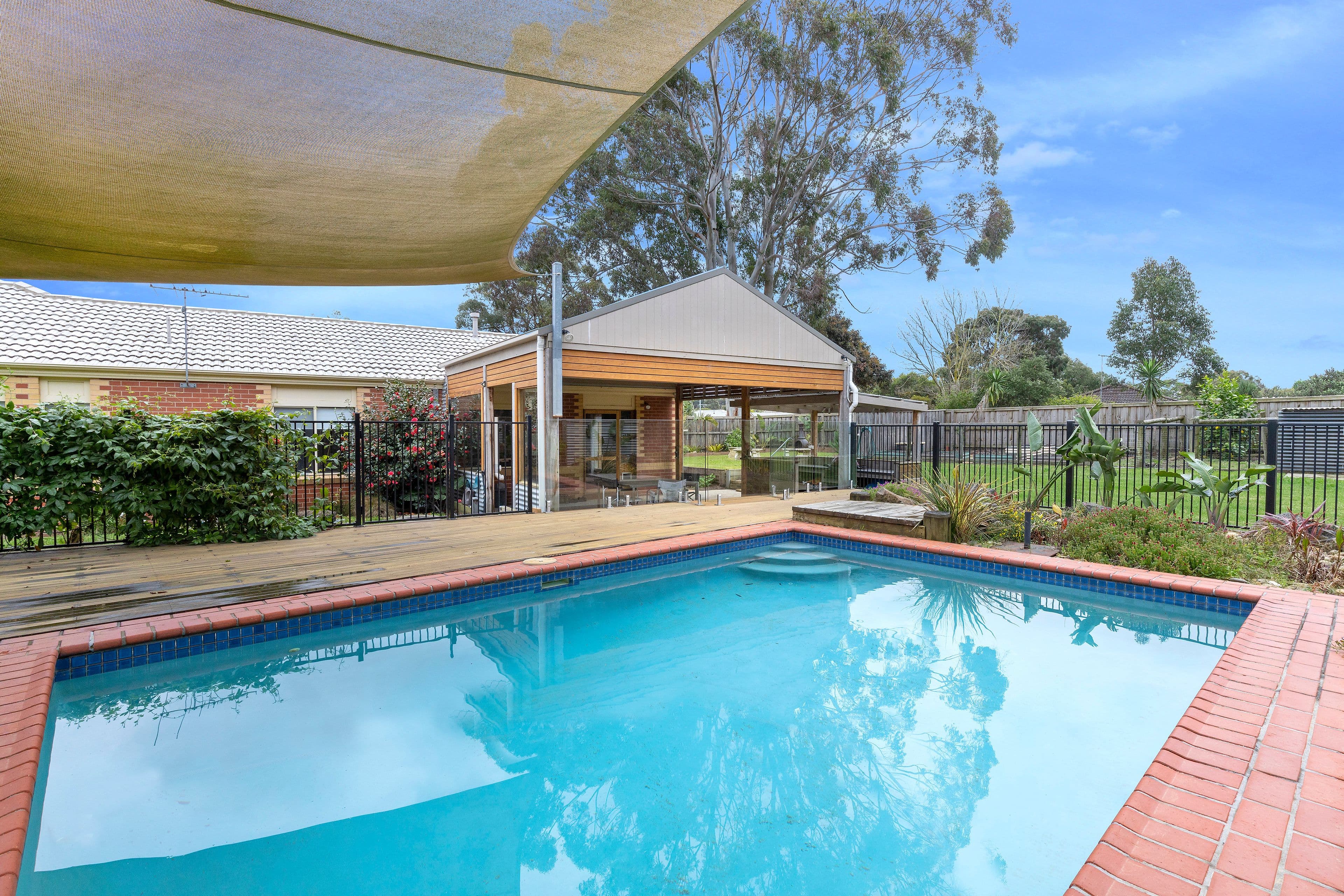 11 Cleek Crescent, Rosebud VIC 3939, Rosebud - Thumbnail 2