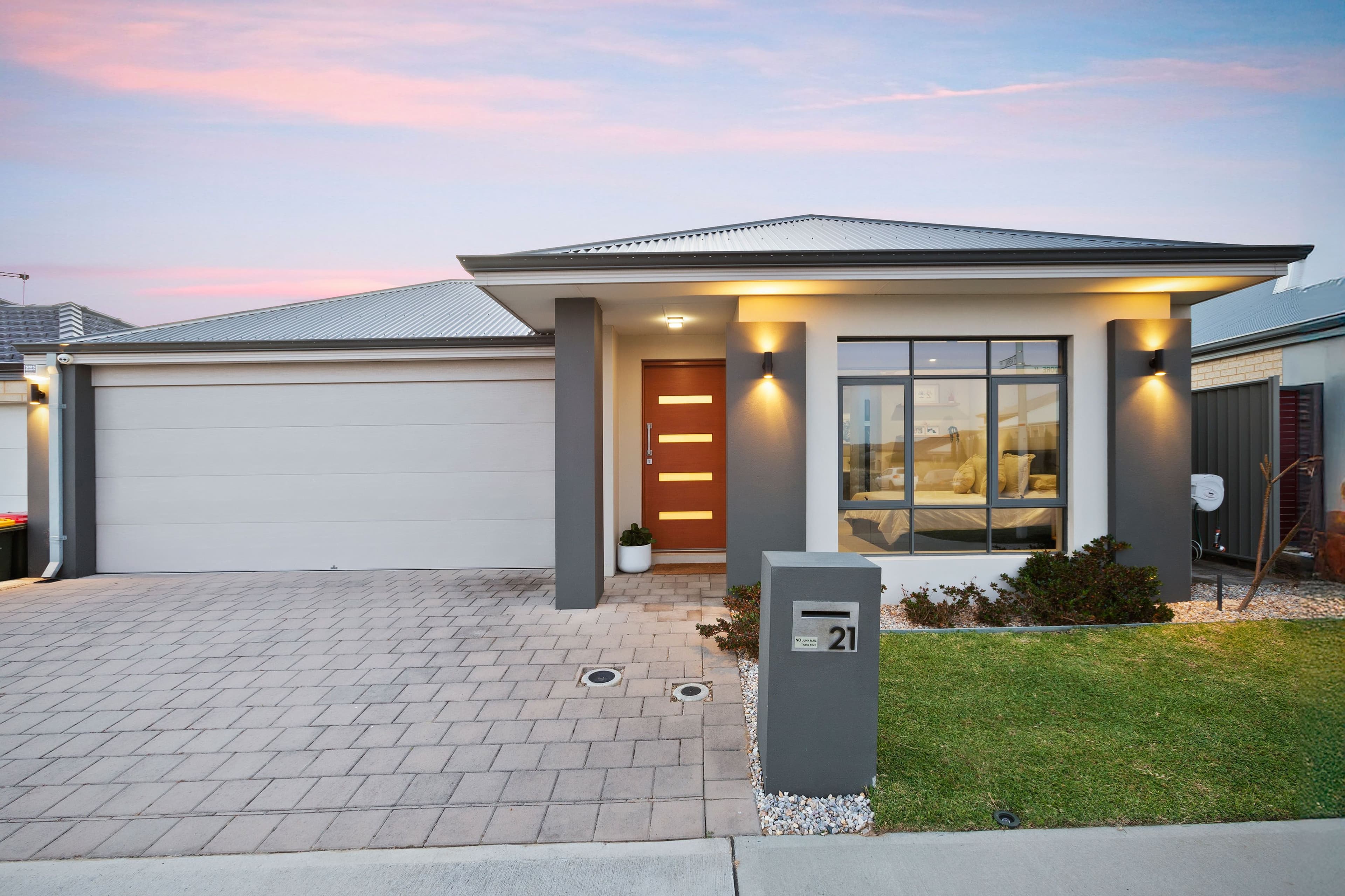 21 Commodore Avenue, Clarkson WA 6030, Clarkson - Image 1