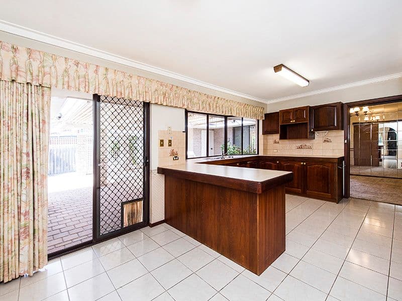 4 Baleen Court, Waikiki WA 6169, Waikiki - Thumbnail 6