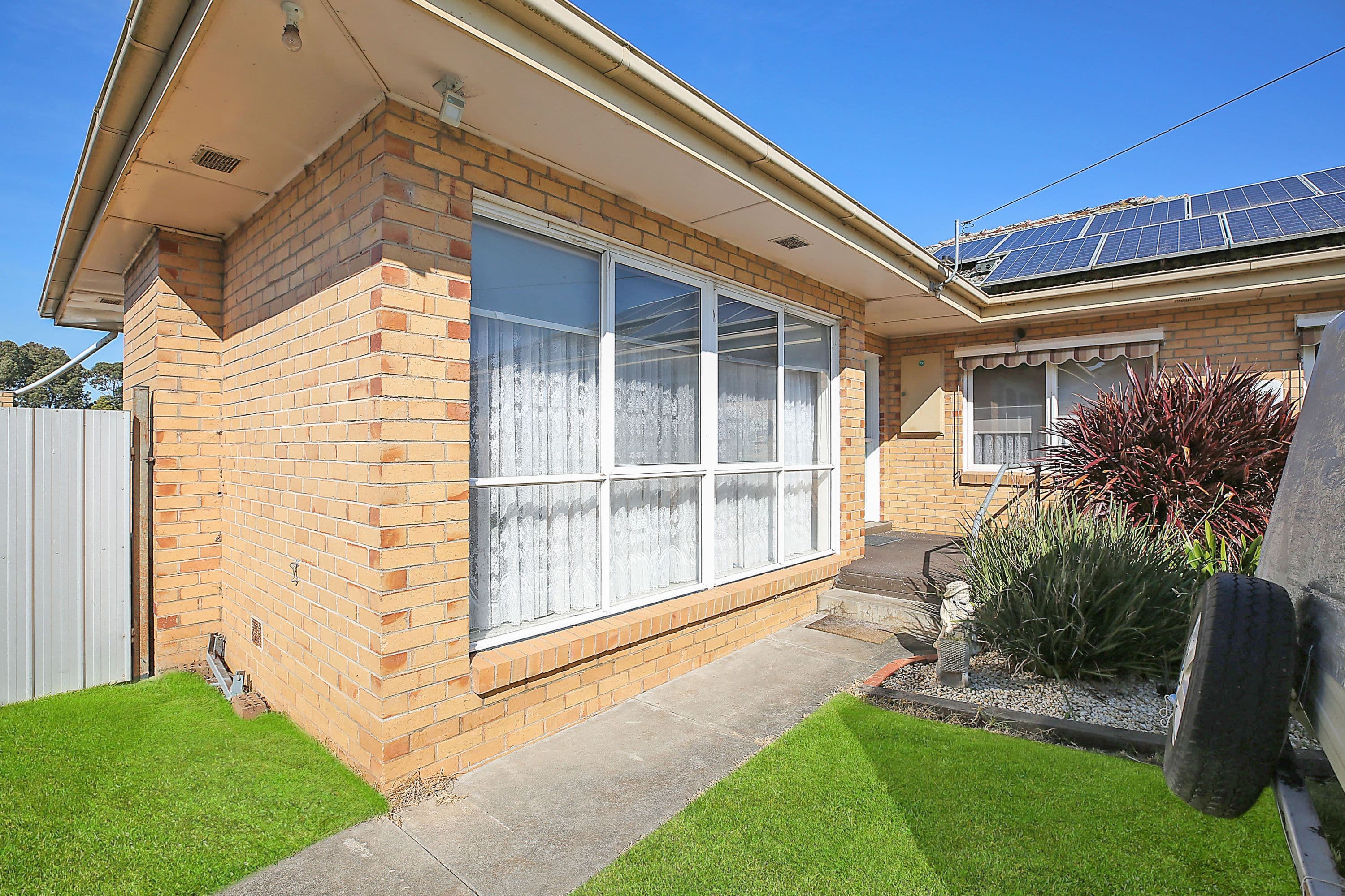 167 Ernstbrook Drive, Clyde - Thumbnail 2