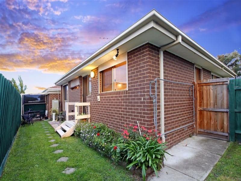 1 Kellaway Crescent, MILL PARK VIC 3082, Mill Park - Thumbnail 6