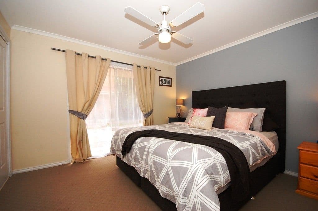 13 Hereford Road, Mount Evelyn VIC 3796, Mount Evelyn - Thumbnail 2