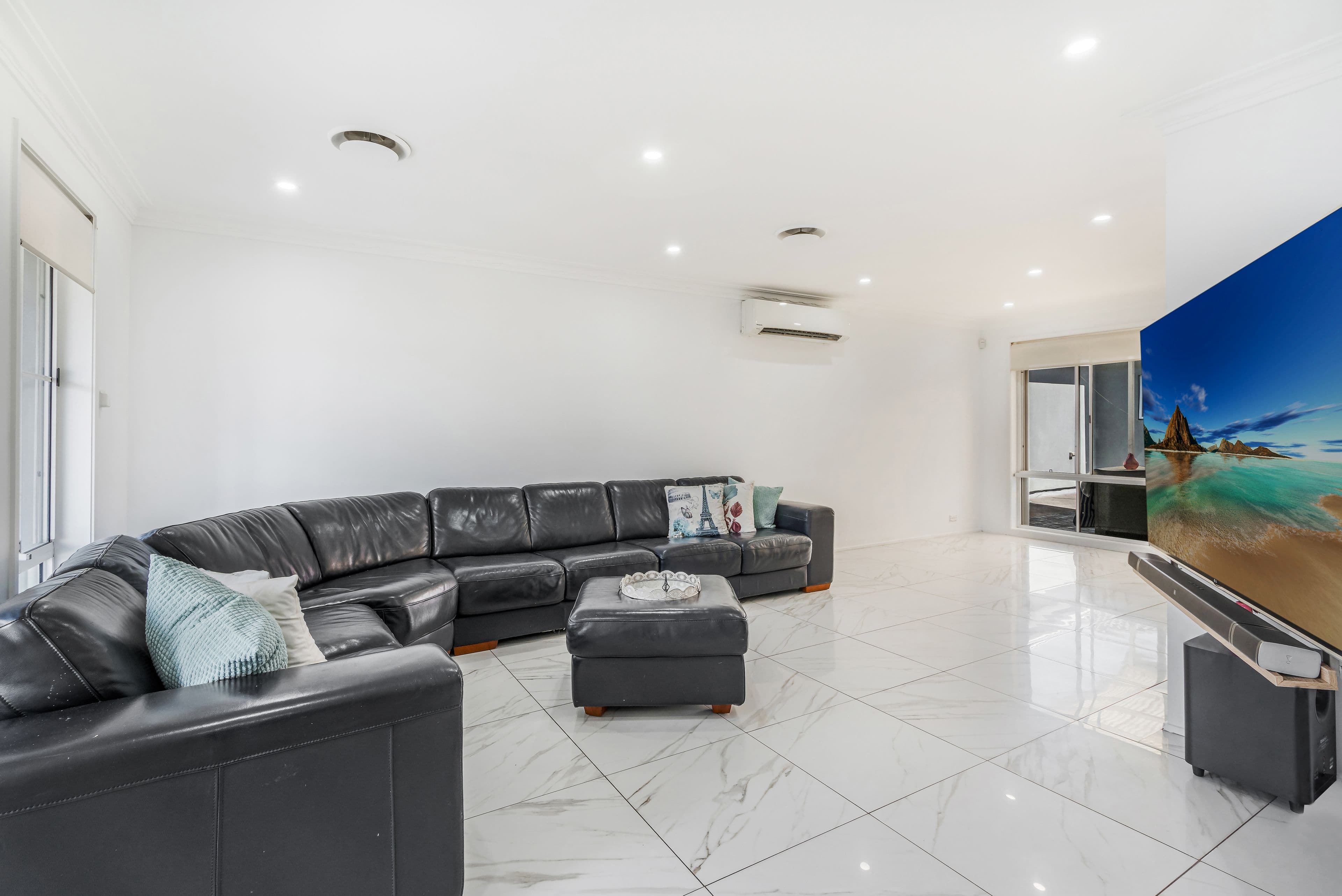18 Whitsunday Circuit, Green Valley NSW 2168, Green Valley - Thumbnail 5