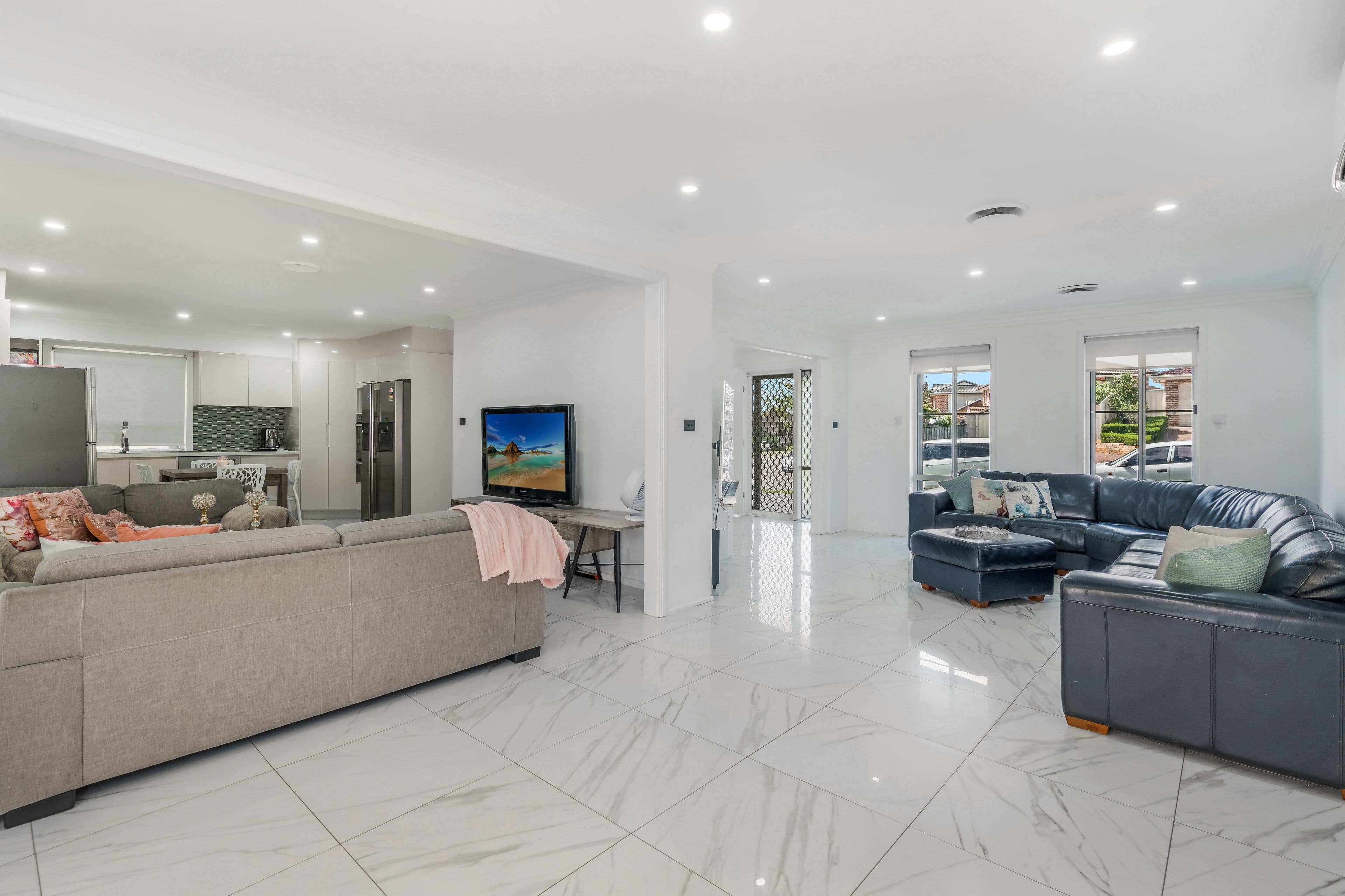 18 Whitsunday Circuit, Green Valley NSW 2168, Green Valley - Thumbnail 7