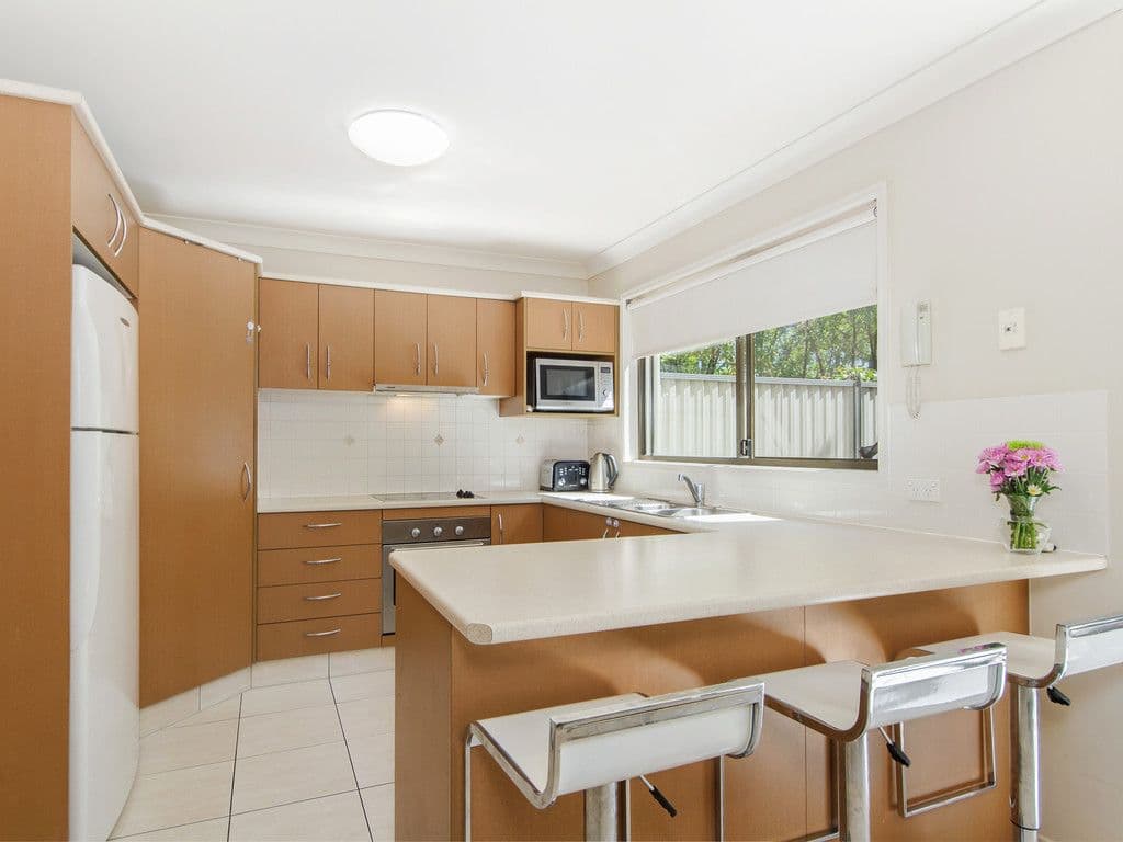 2 North Shore Avenue, Varsity Lakes QLD 4227, Varsity Lakes - Thumbnail 3