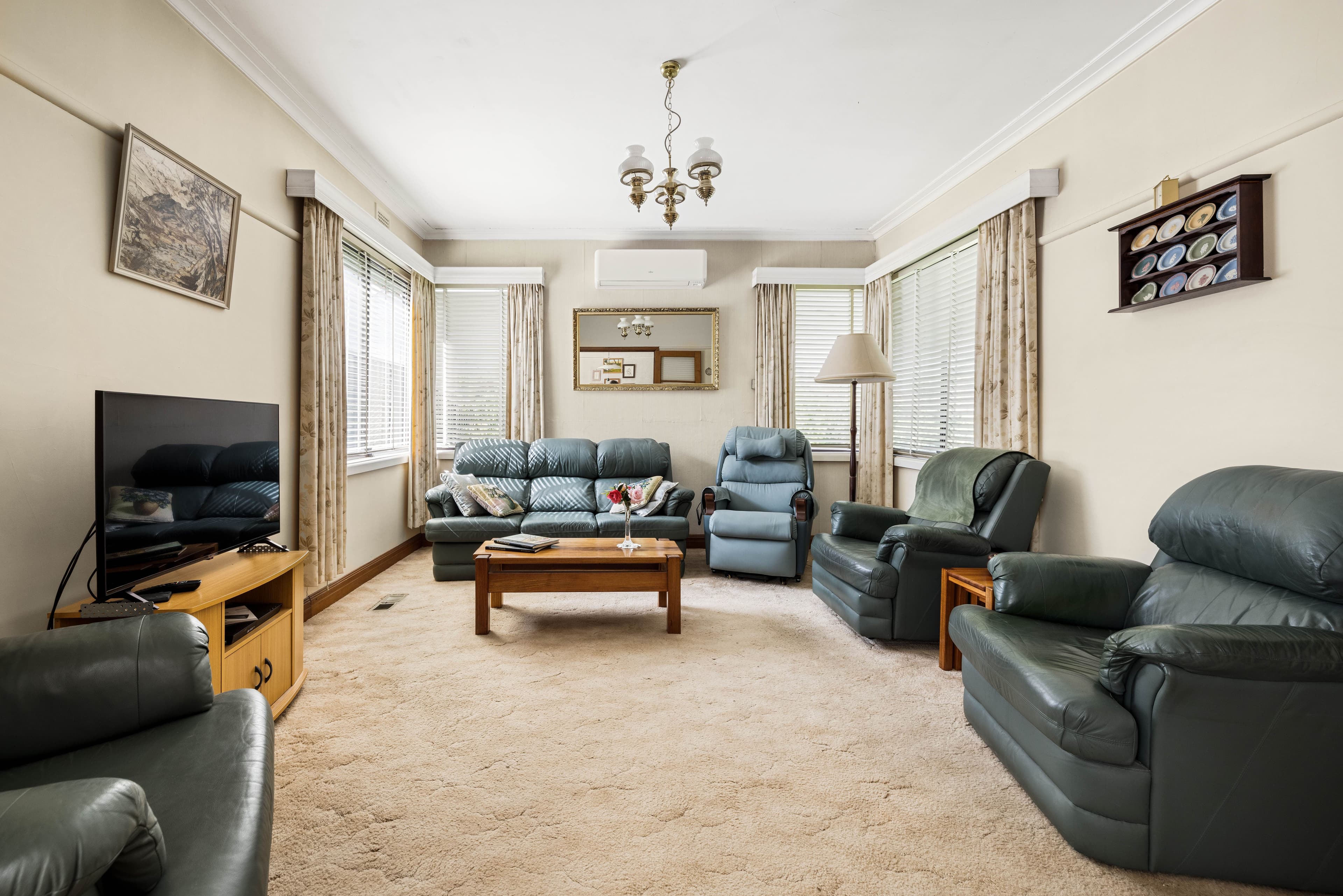 39 Bayview Road, Glenroy VIC 3046, Glenroy - Thumbnail 3