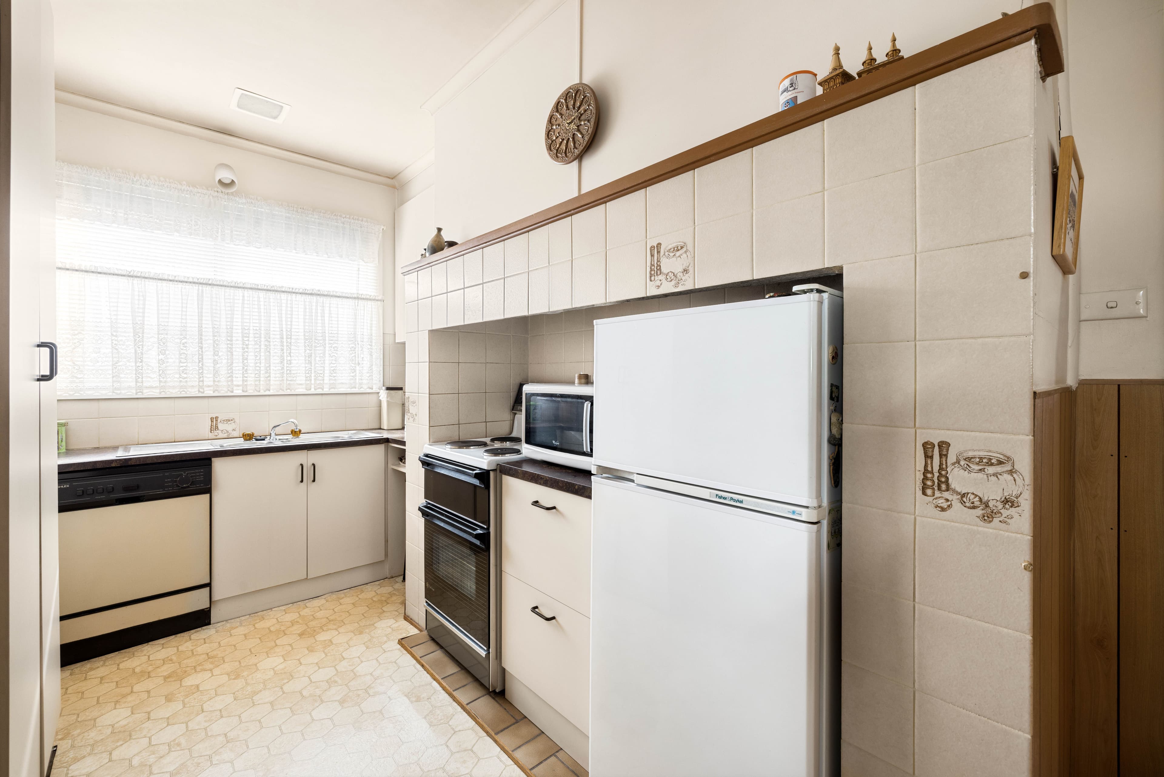 39 Bayview Road, Glenroy VIC 3046, Glenroy - Thumbnail 6