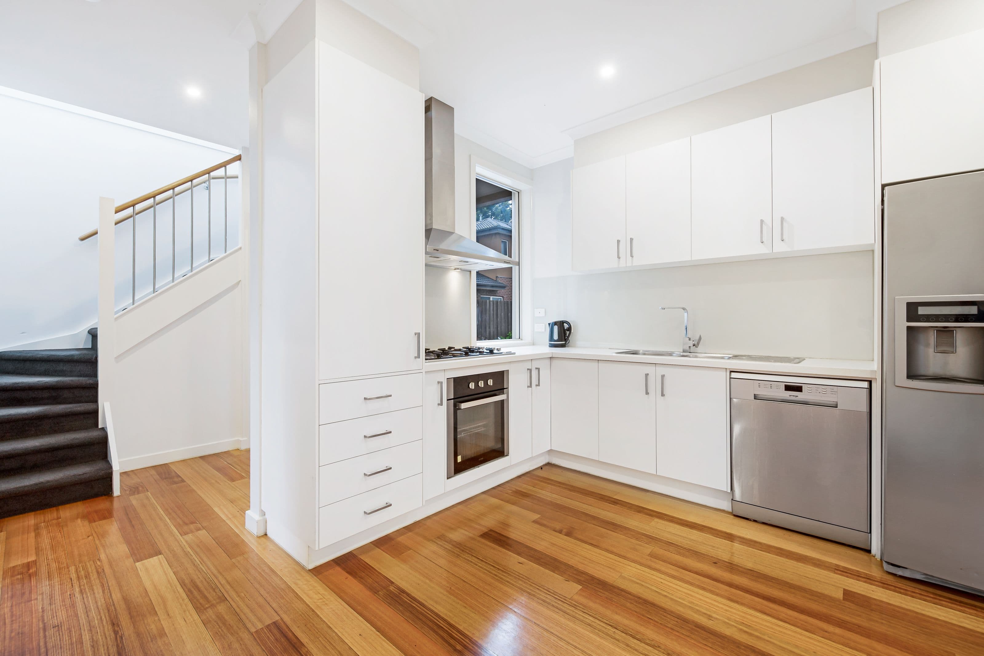 25 Prince Charles Street, Clayton VIC 3168, Clayton - Thumbnail 3
