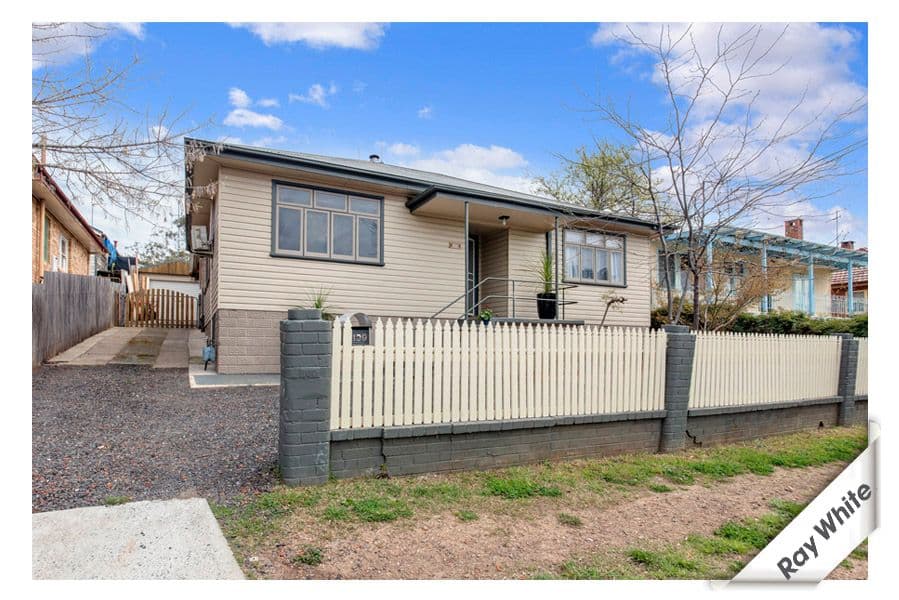 109 Ross Road, QUEANBEYAN NSW 2620, Queanbeyan - Thumbnail 2