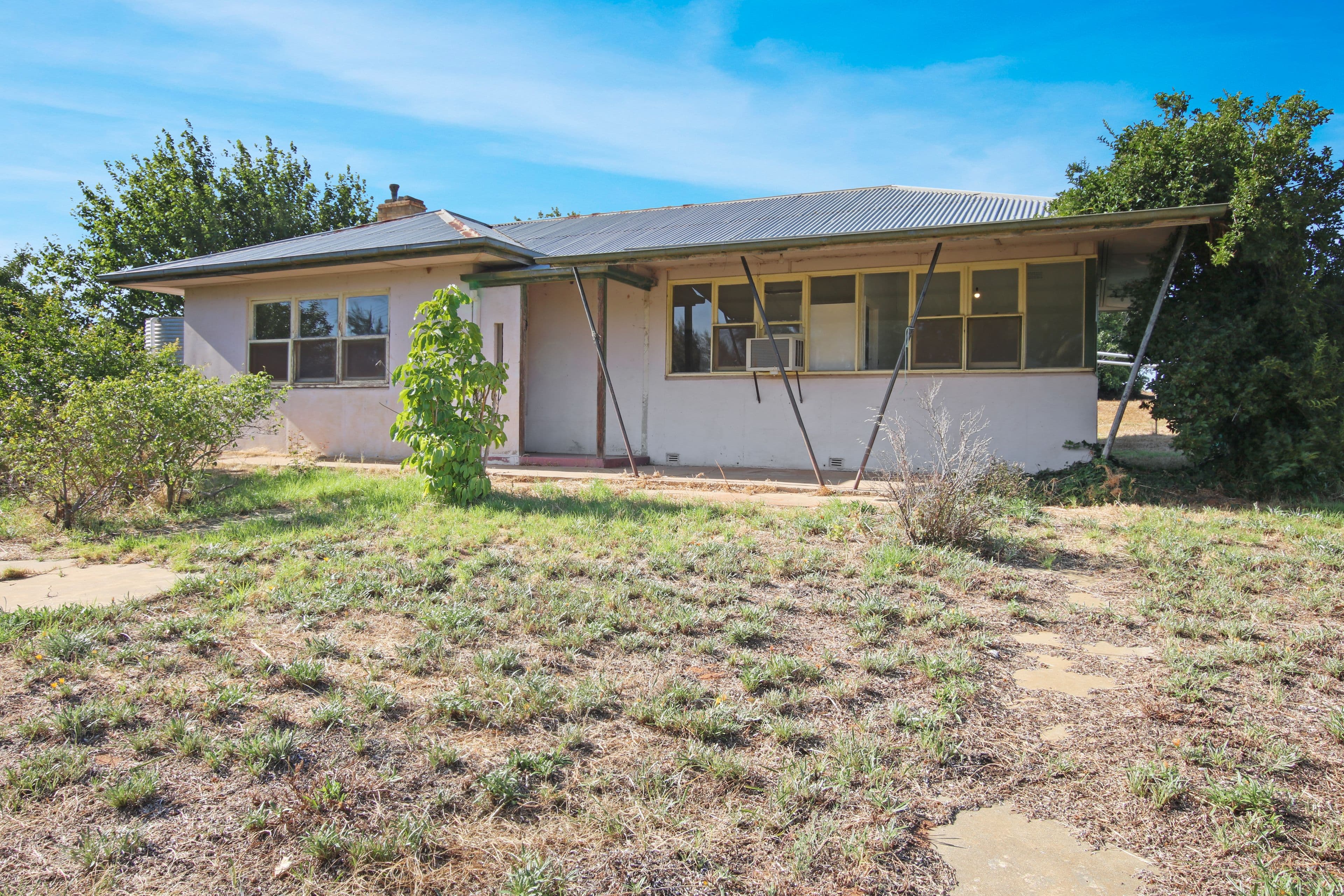 90 Middleton Road, Loxton SA 5333, Loxton - Image 1