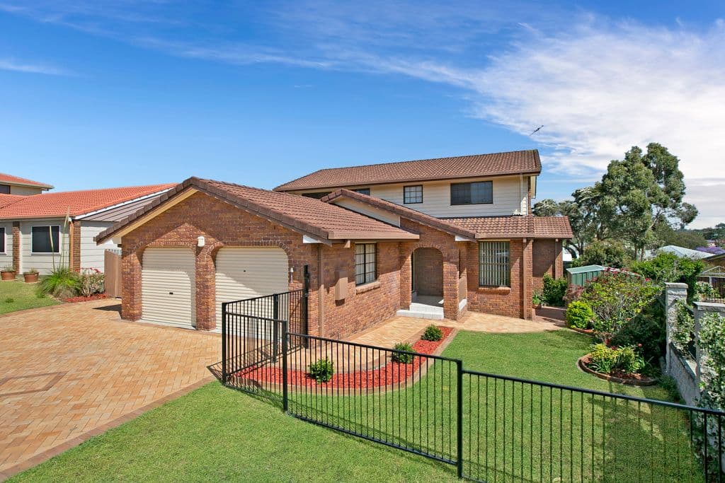 11 Breadalbane Street, CARINDALE QLD 4152, Carindale - Image 1