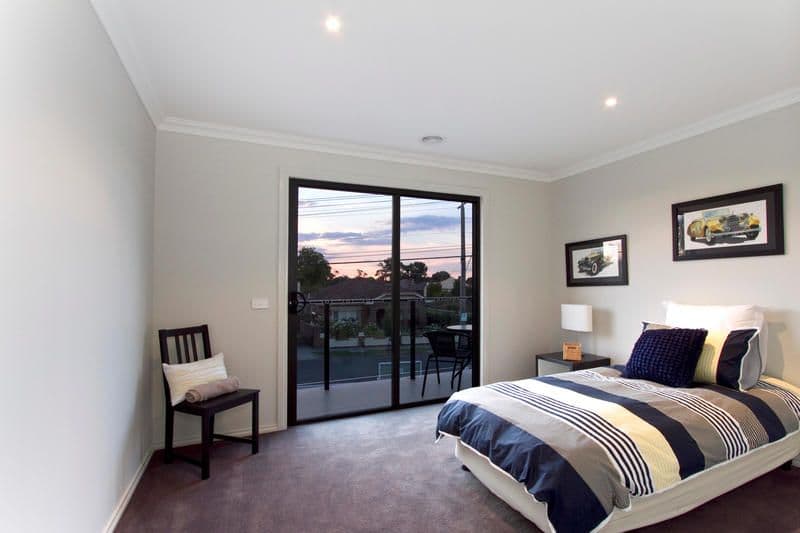 2B Holywood Grove, CARNEGIE VIC 3163, Carnegie - Thumbnail 7
