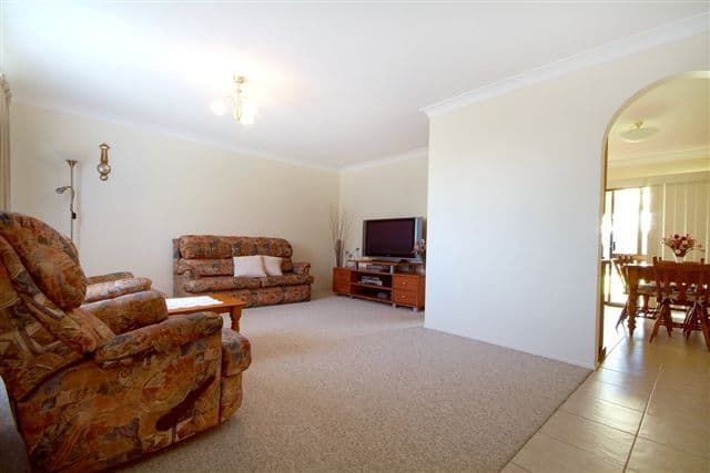 18  Marwedel Street, KEARNEYS SPRING QLD 4350, Kearneys Spring - Thumbnail 2