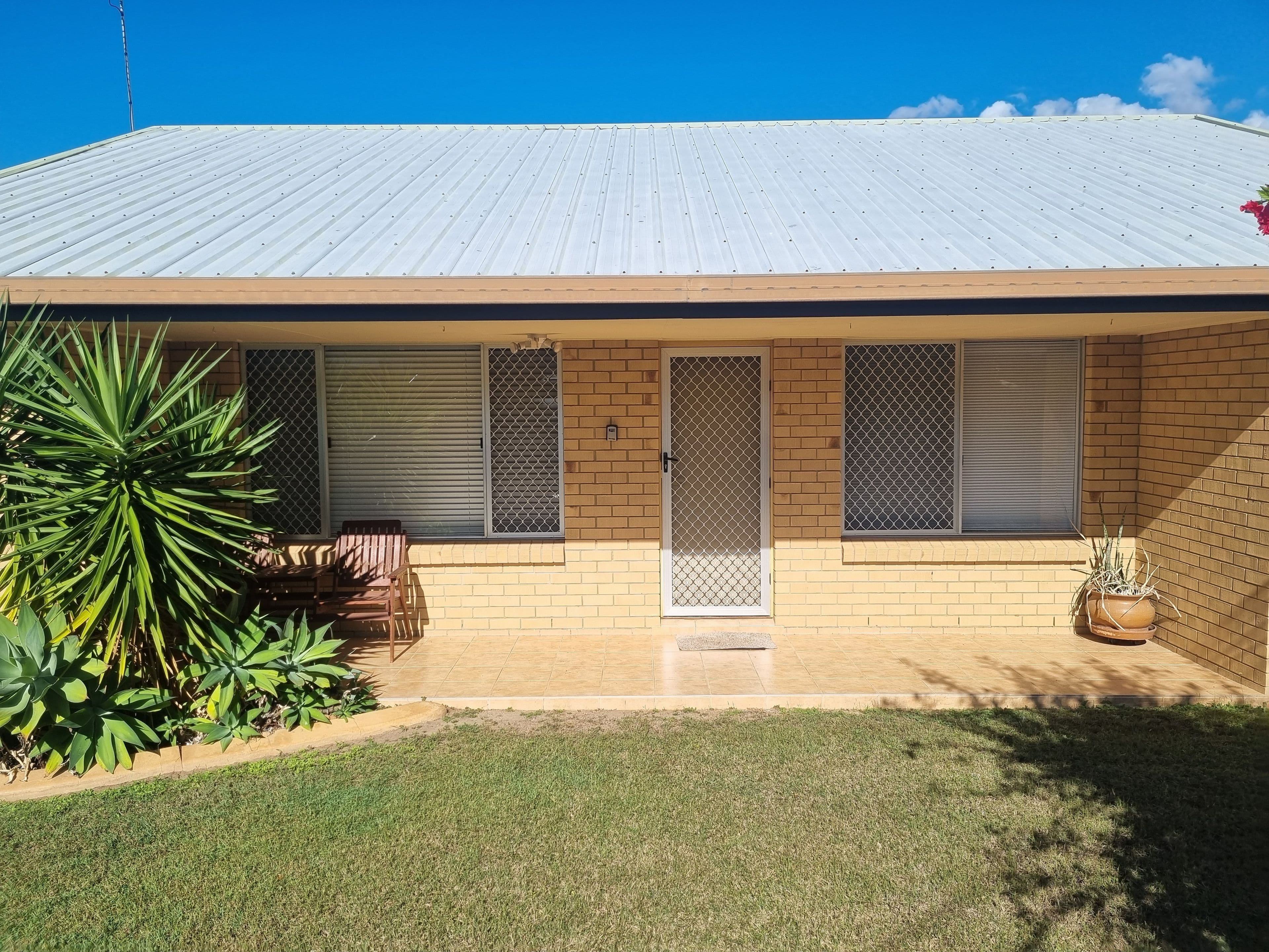 14 Swains Court, Boyne Island QLD 4680, Boyne Island - Thumbnail 2