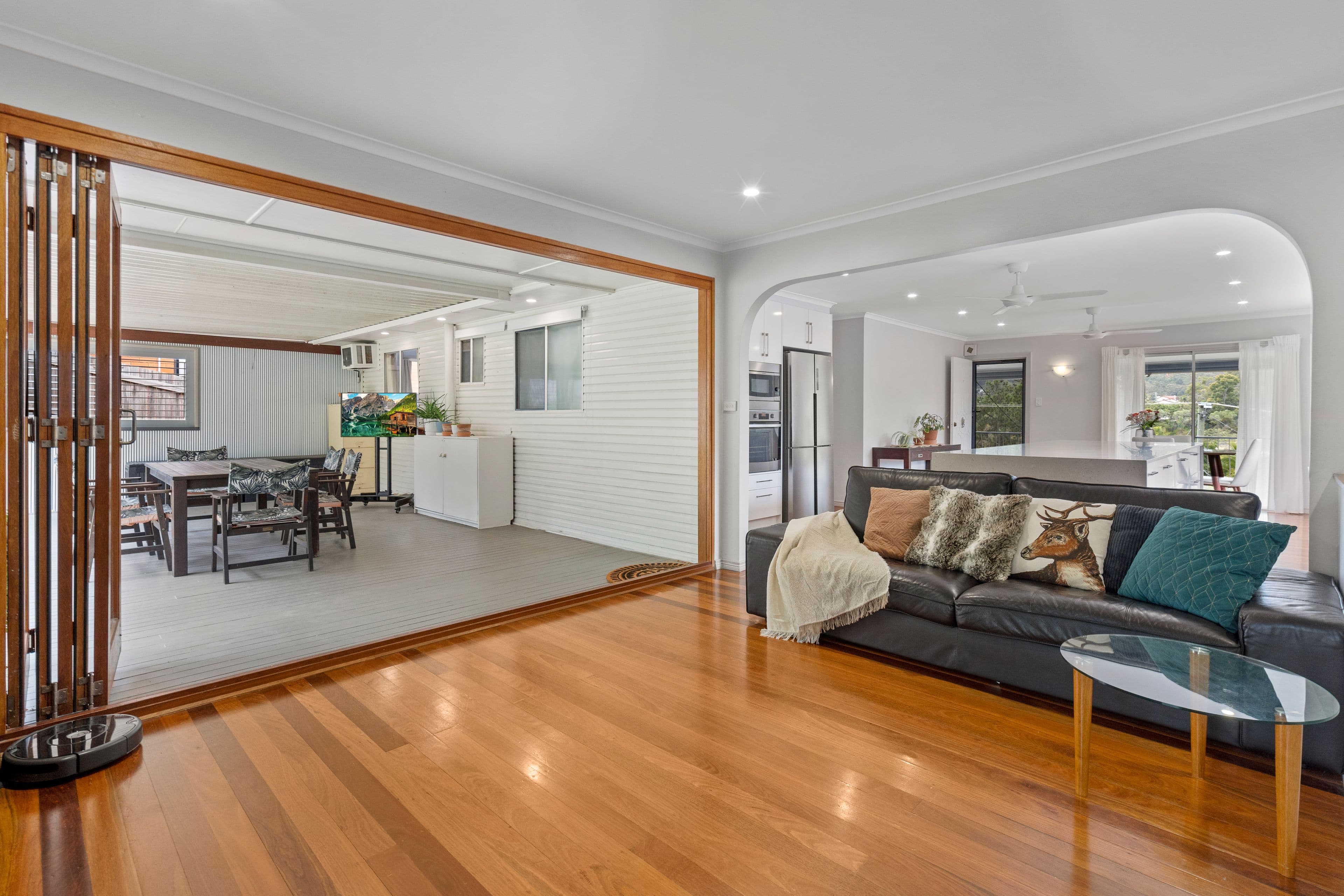 53 Dobbs Street, Holland Park West QLD 4121, Holland Park West - Thumbnail 5