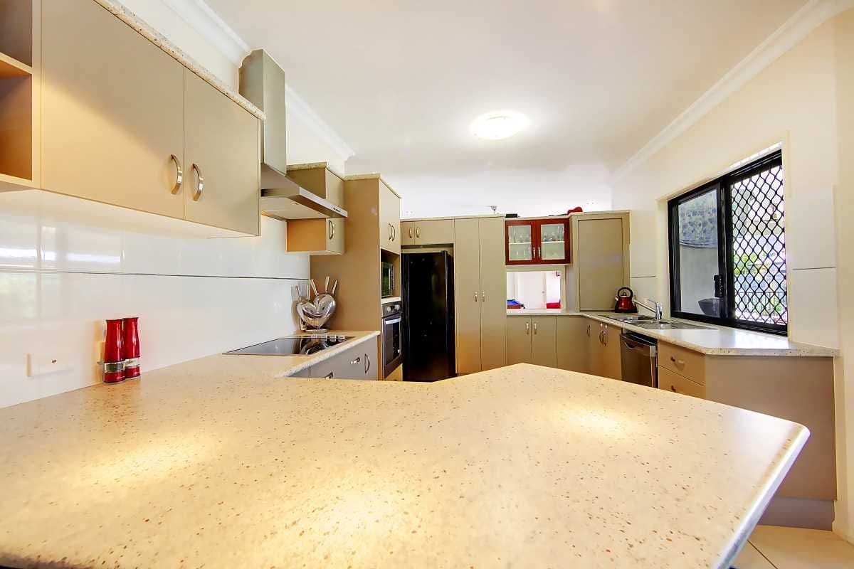 5 Paperbark Place, MOUNT LOUISA QLD 4814, Mount Louisa - Thumbnail 5