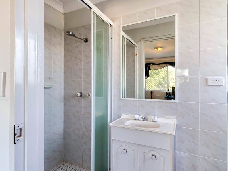 24 Baragoola Street, COORPAROO QLD 4151, Coorparoo - Thumbnail 6