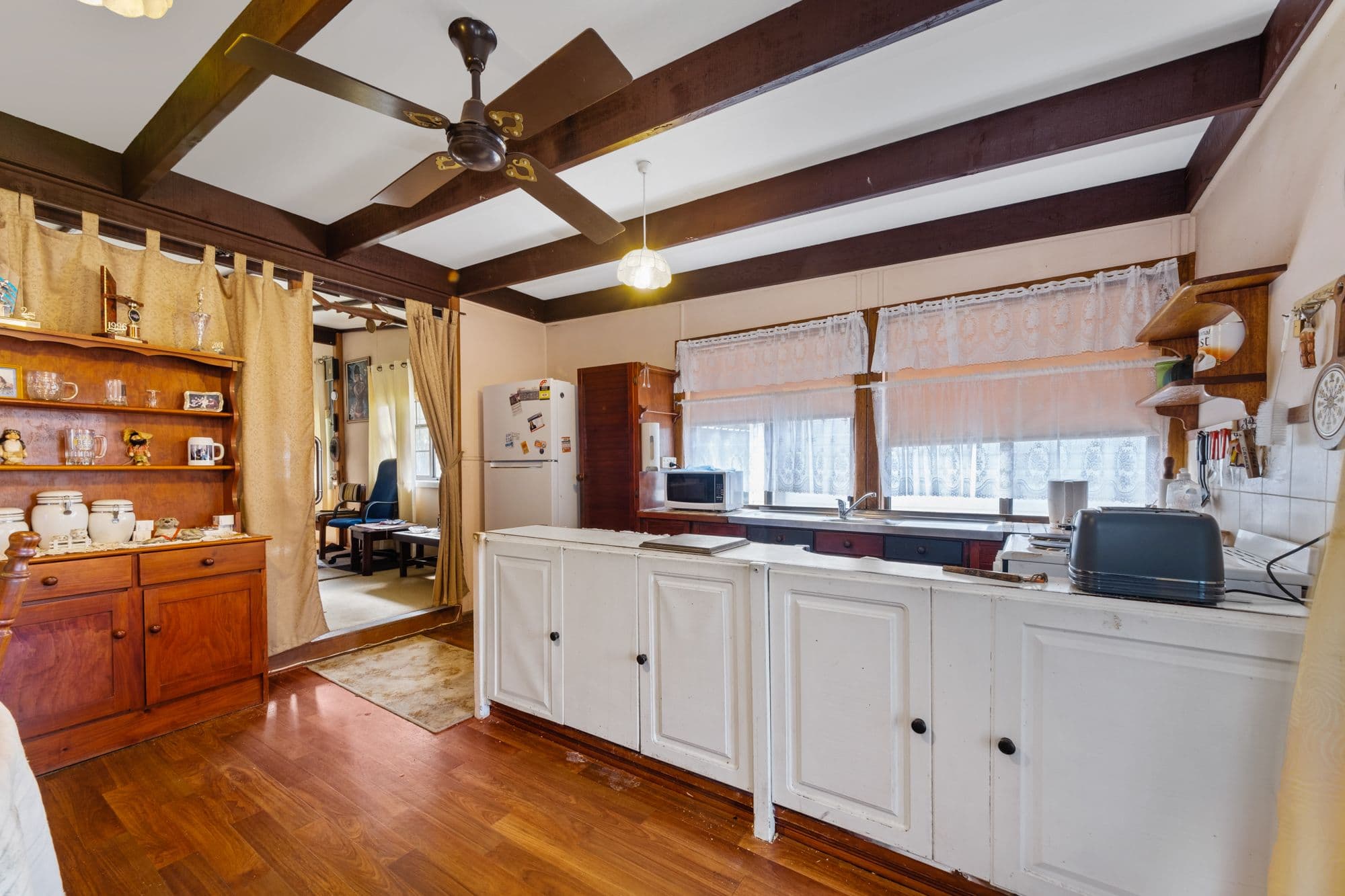 15 Laguna Parade, Berkeley Vale NSW 2261, Berkeley Vale - Thumbnail 2