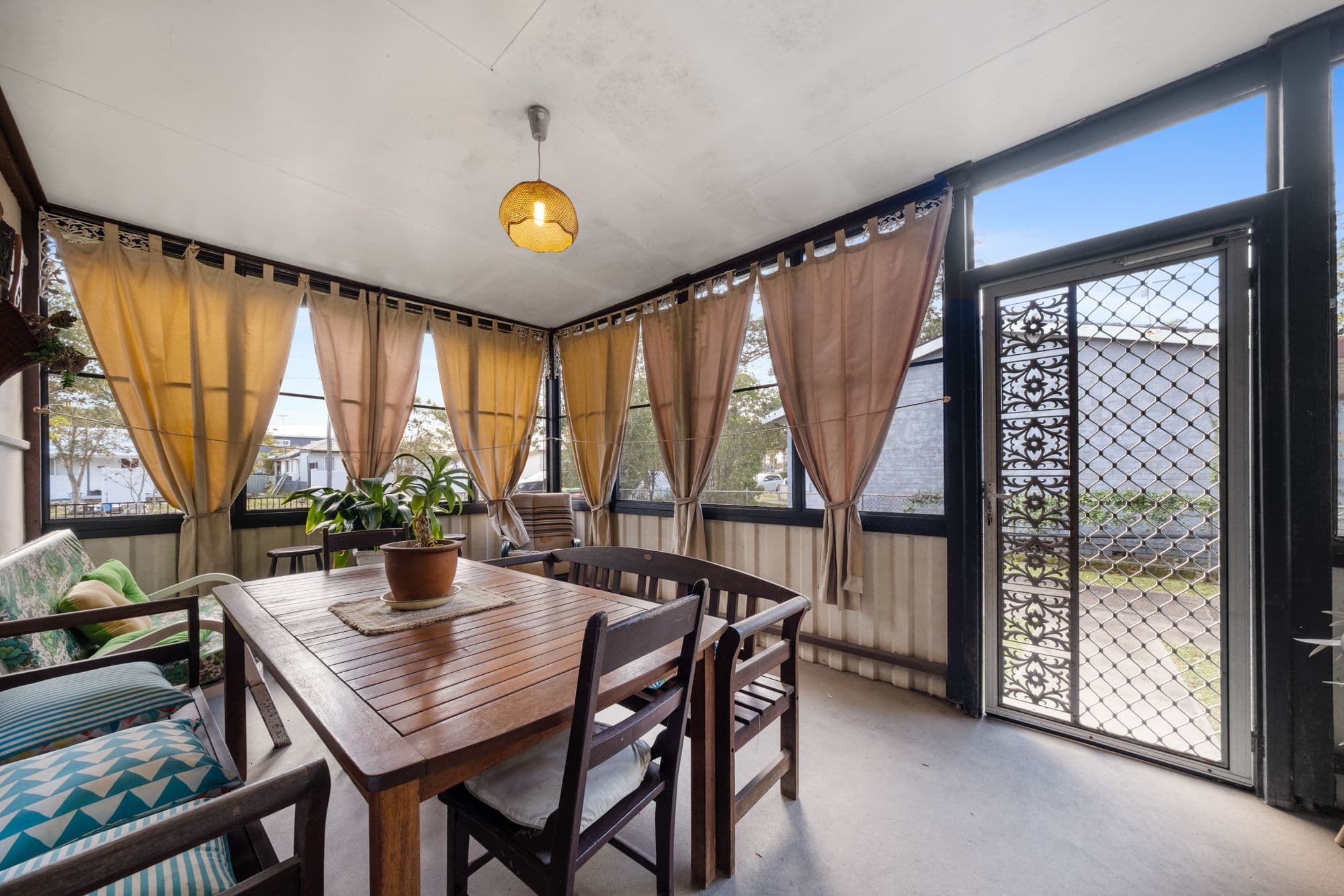 15 Laguna Parade, Berkeley Vale NSW 2261, Berkeley Vale - Thumbnail 5