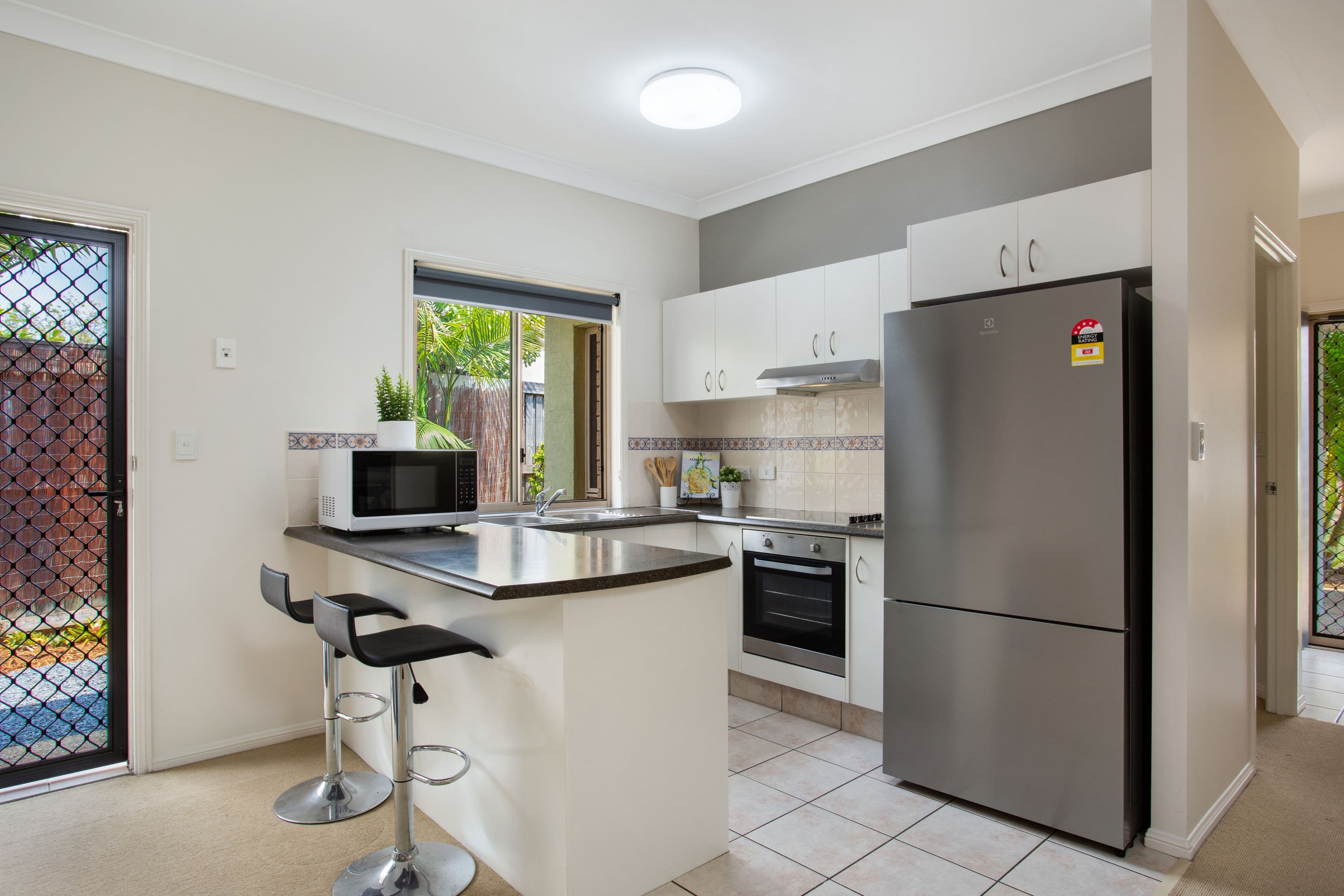 18 Mindelo Drive, Varsity Lakes QLD 4227, Varsity Lakes - Thumbnail 3