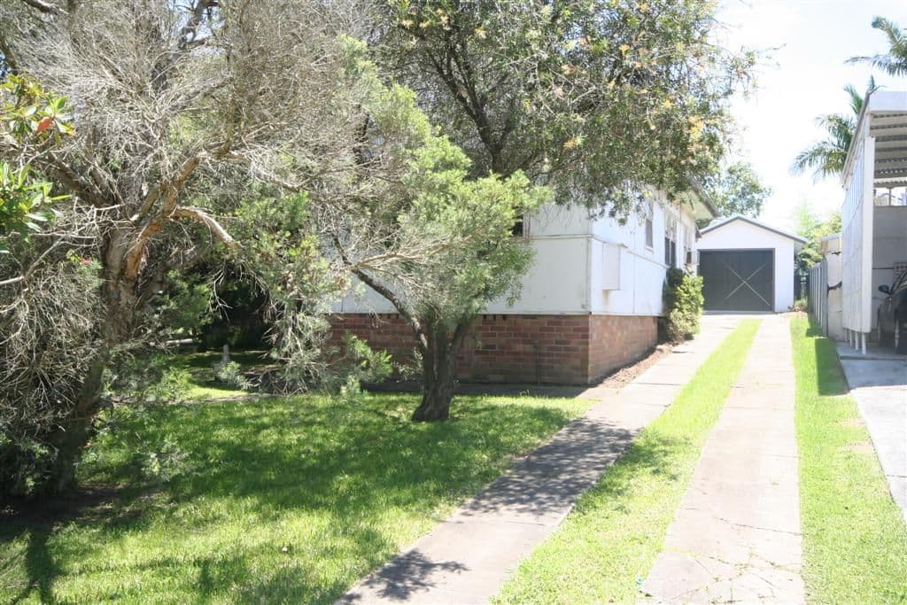 44 Lovell Parade, SHORTLAND NSW 2307, Shortland - Thumbnail 2