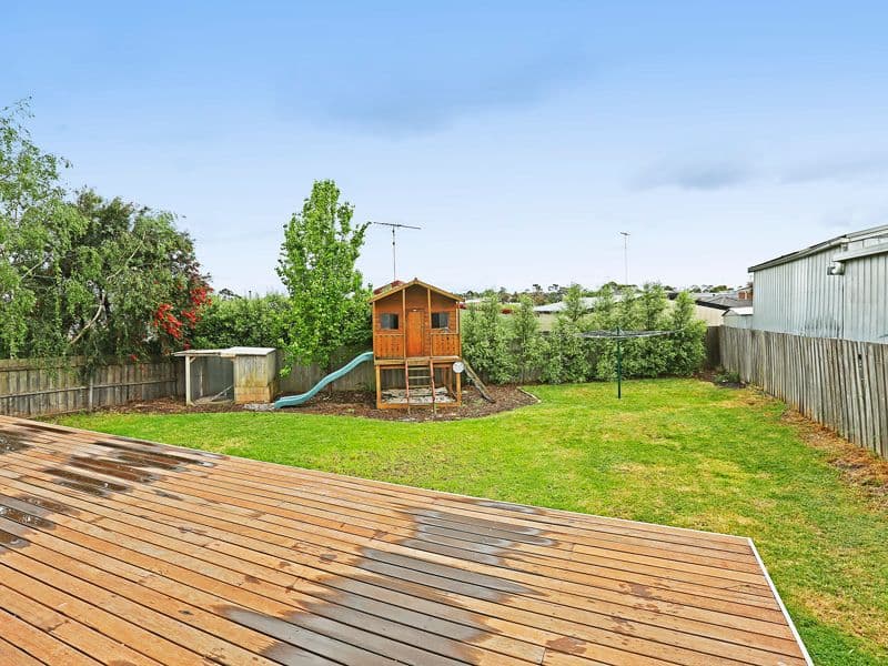 33 De Burgh Road, Drysdale VIC 3222, Drysdale - Thumbnail 2