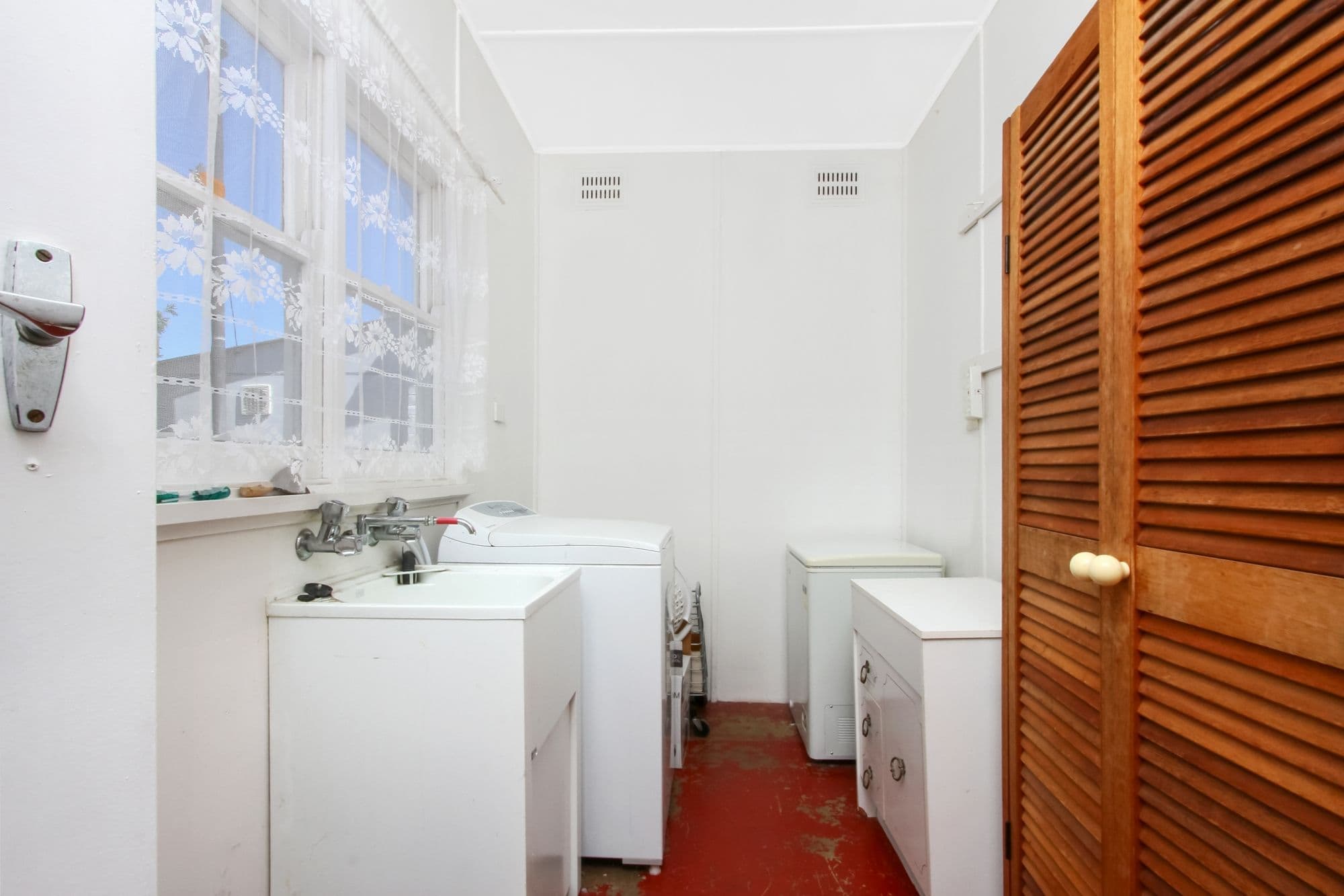 95 Lagoon Street, Goulburn - Thumbnail 7