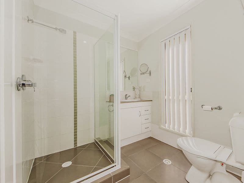 30 Freestone Drive, UPPER COOMERA QLD 4209, Upper Coomera - Thumbnail 8