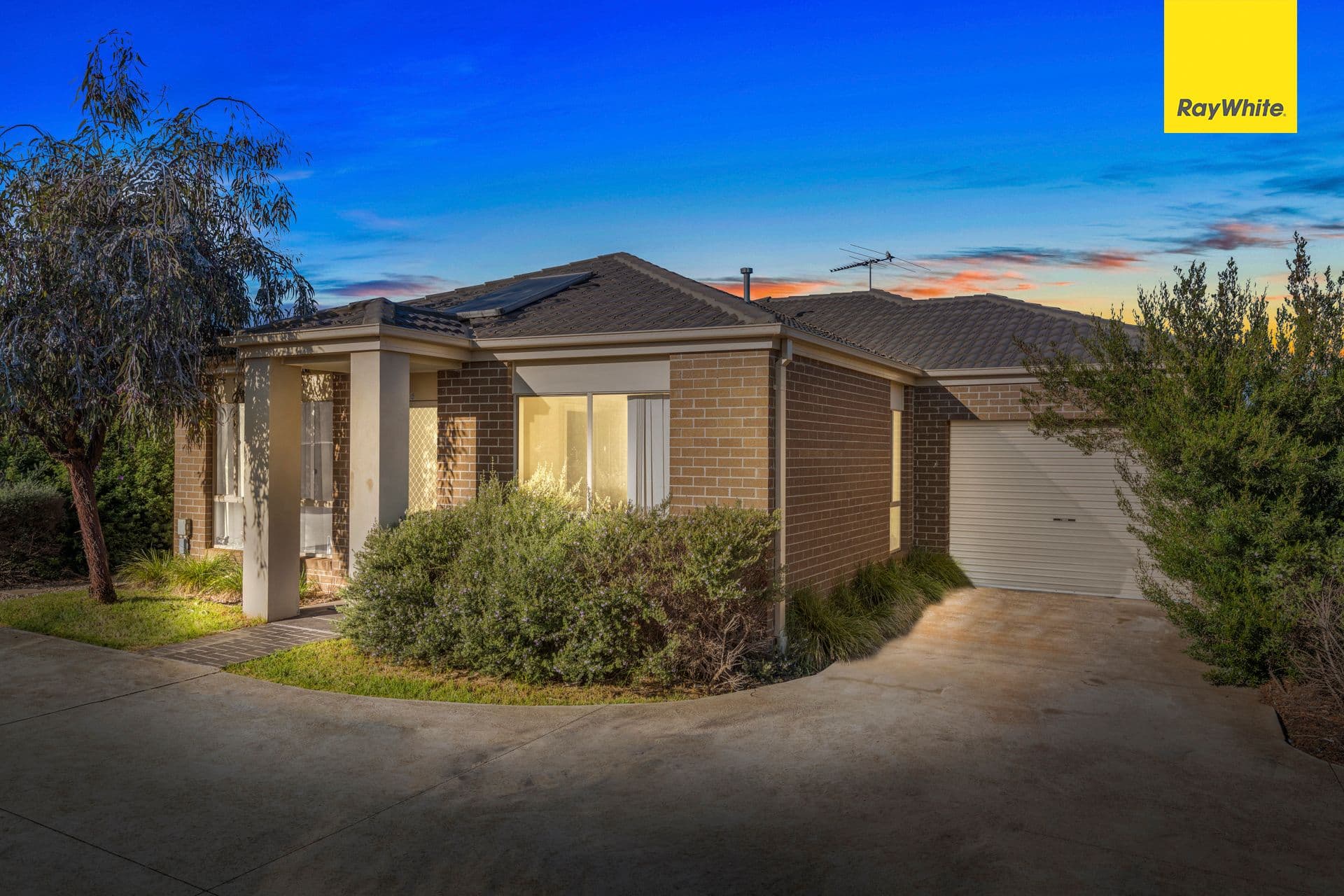 3 Austin Place, Melton South VIC 3338, Melton South - Thumbnail 2