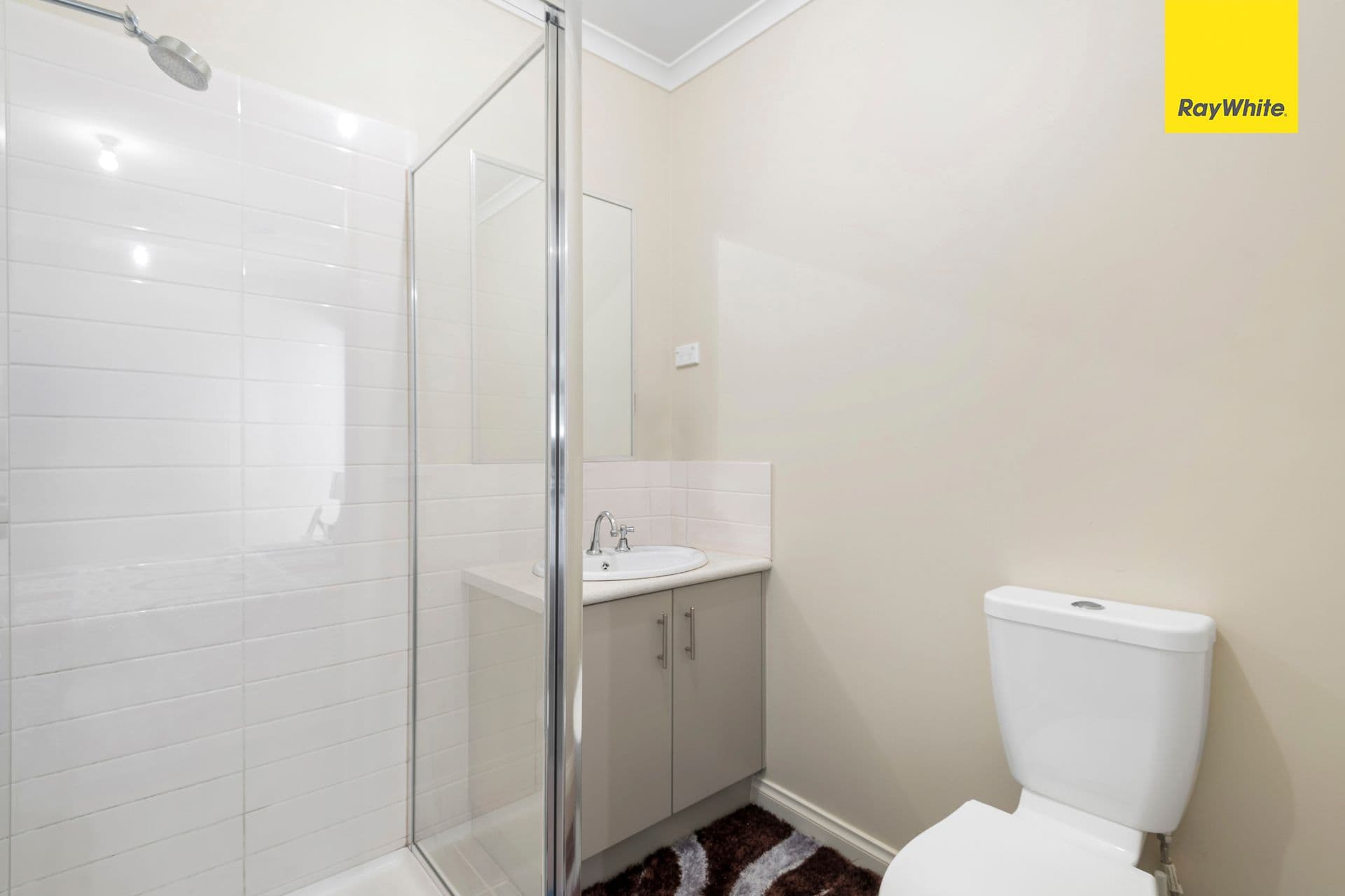 3 Austin Place, Melton South VIC 3338, Melton South - Thumbnail 5