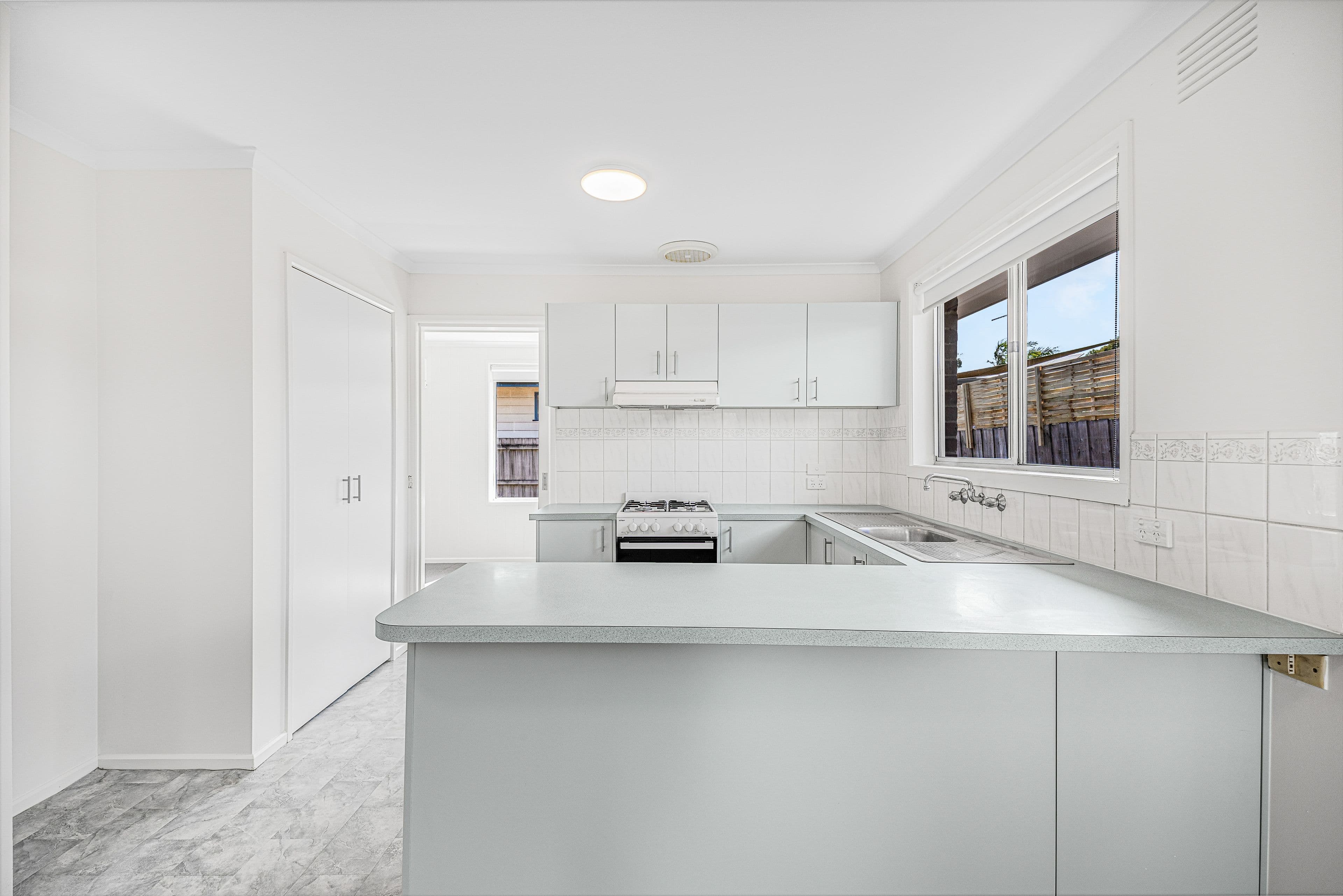 4 Swan Street, Tooradin VIC 3980, Tooradin - Thumbnail 4