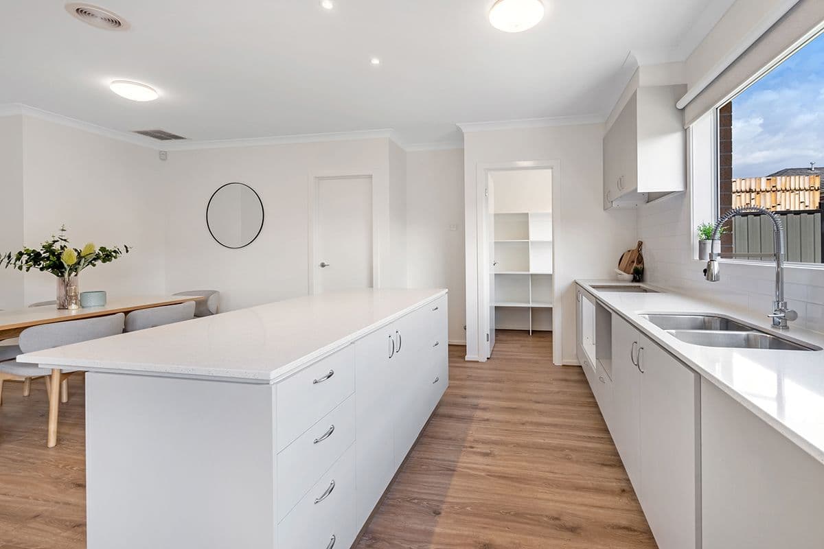 32 Banjolina Circuit, Craigieburn VIC 3064, Craigieburn - Thumbnail 8
