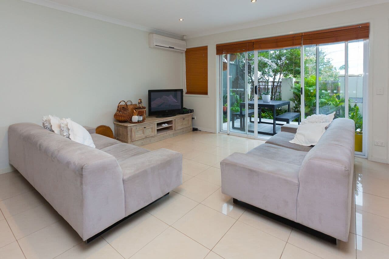 69 Molloy Road, Cannon Hill QLD 4170, Cannon Hill - Image 1