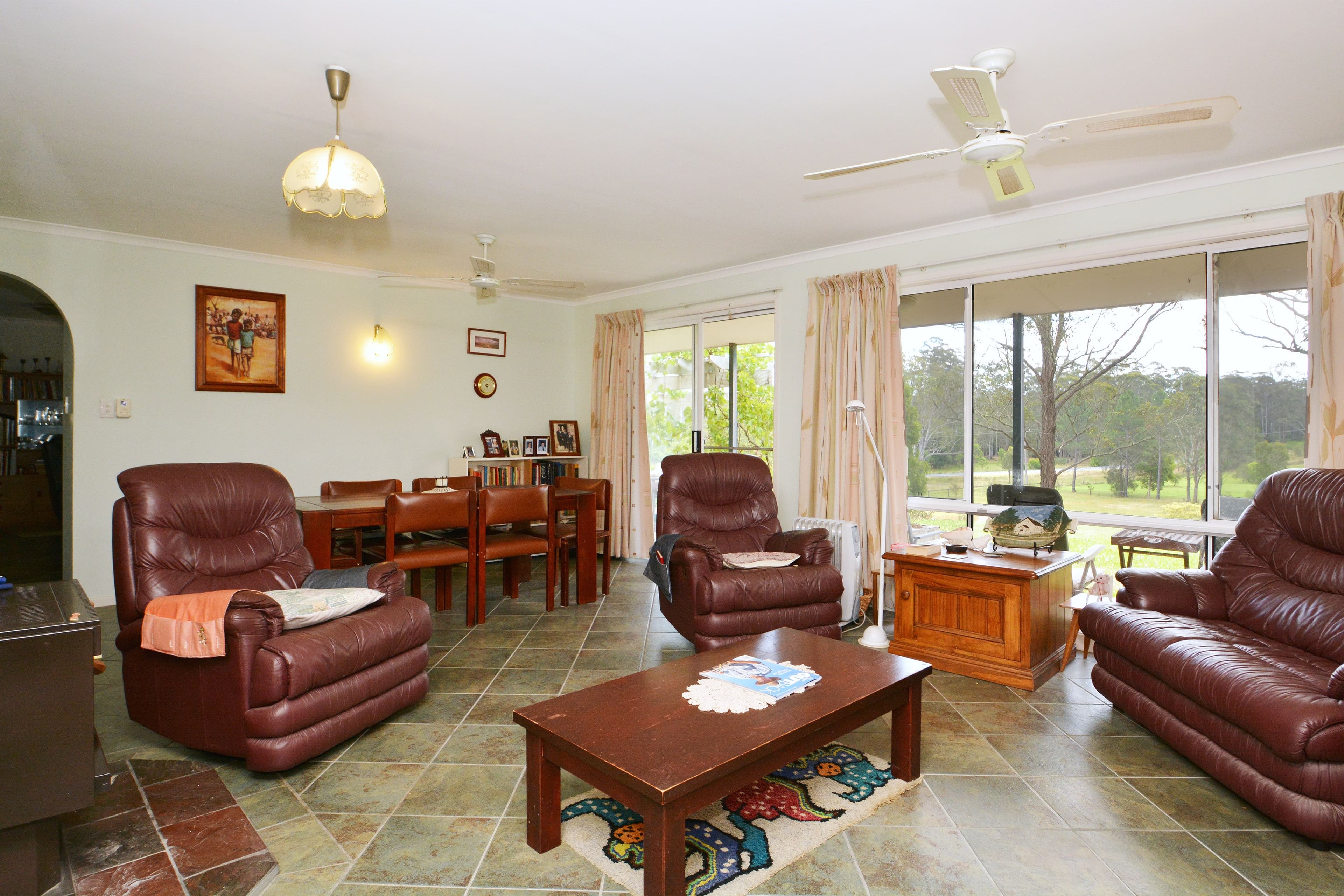 98 Gaggin Street, Clarence Town - Thumbnail 2