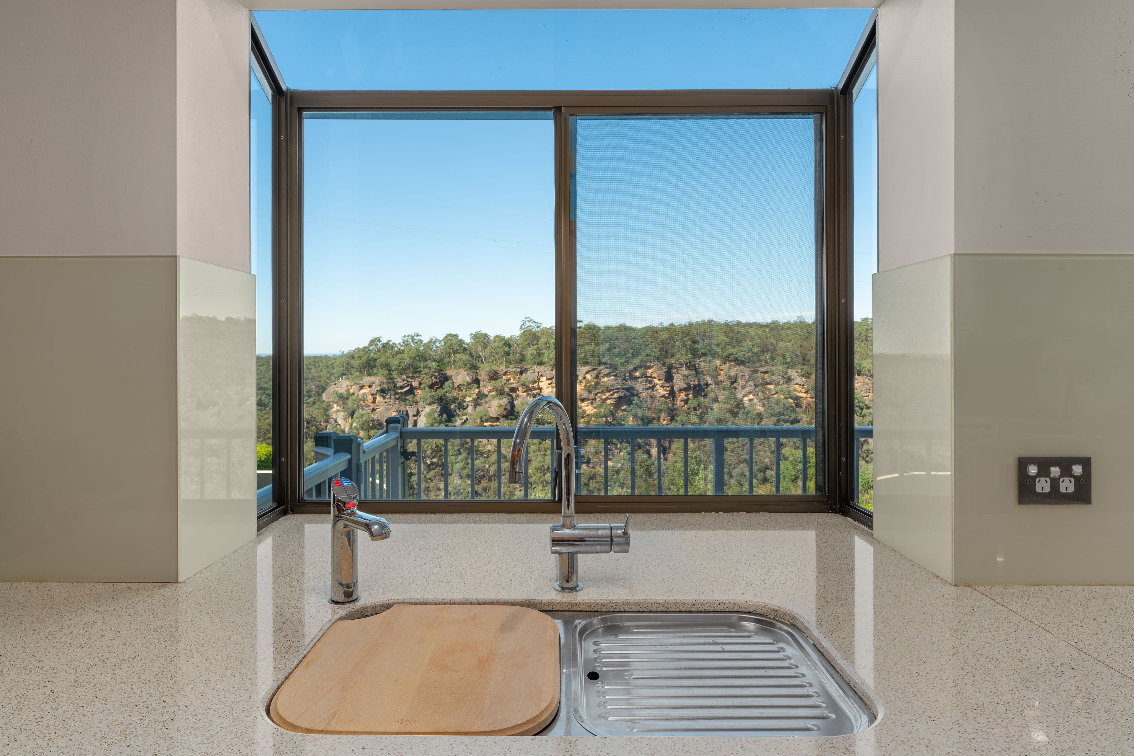 1 Byrne Street, Lapstone NSW 2773, Lapstone - Thumbnail 3