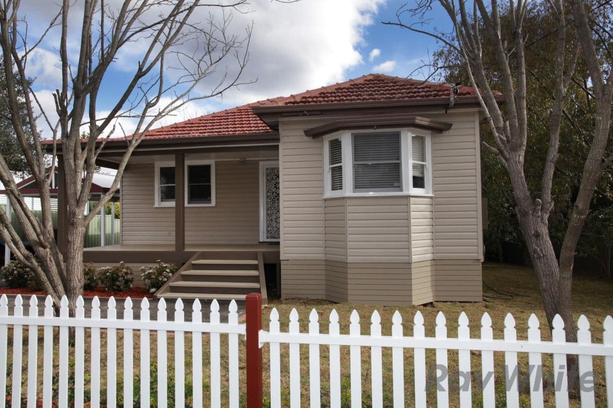 8 Spencer Street, REGENTVILLE NSW 2745, Regentville - Image 1
