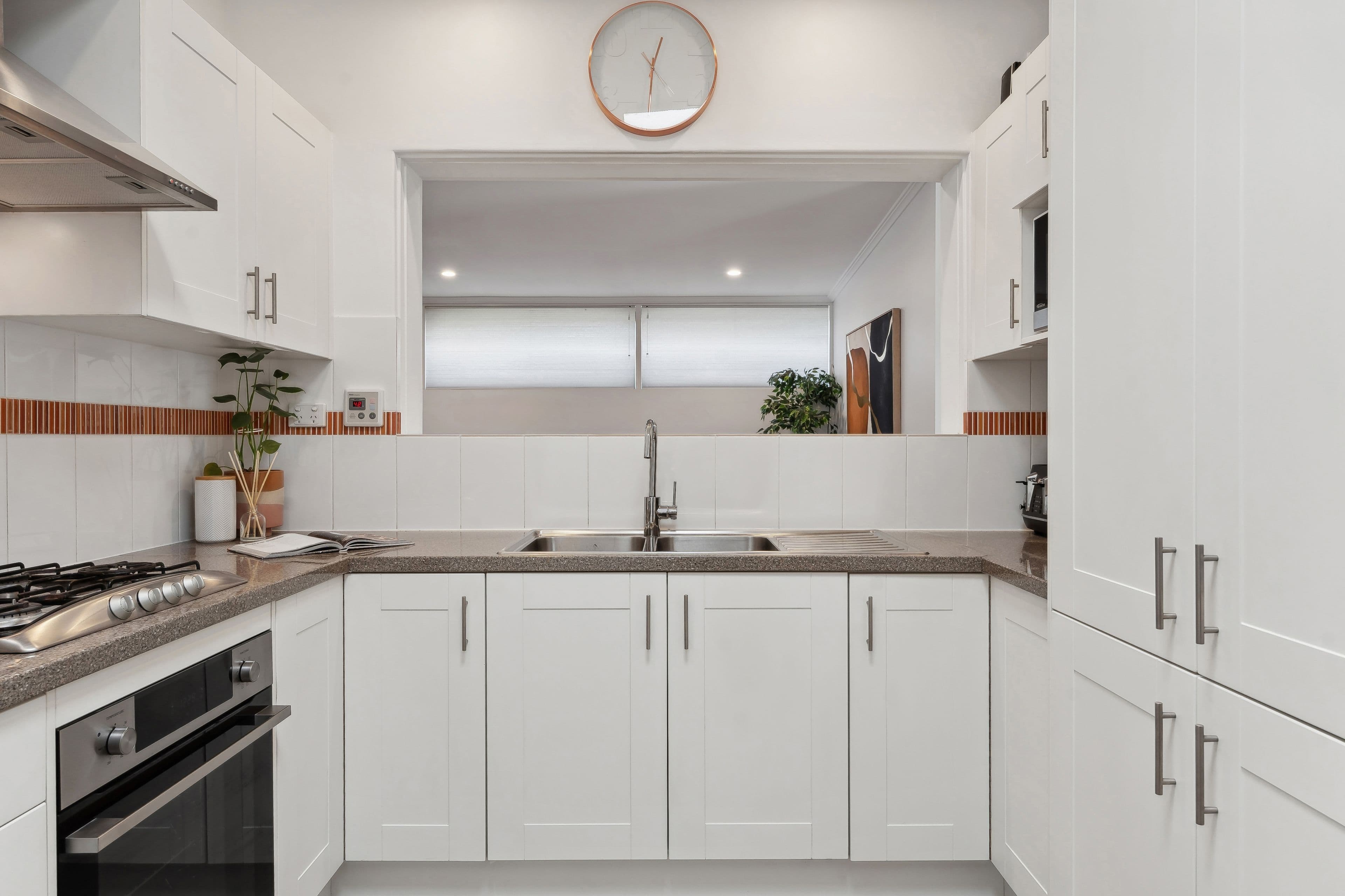 14 Avalon Road, Marion SA 5043, Marion - Thumbnail 5