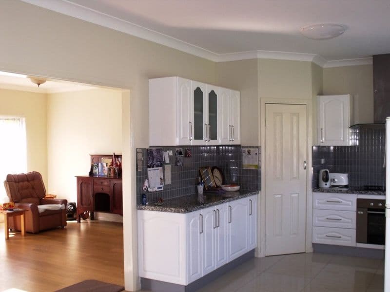 8 Phoenix Street, RUSSELL ISLAND QLD 4184, Russell Island - Thumbnail 5