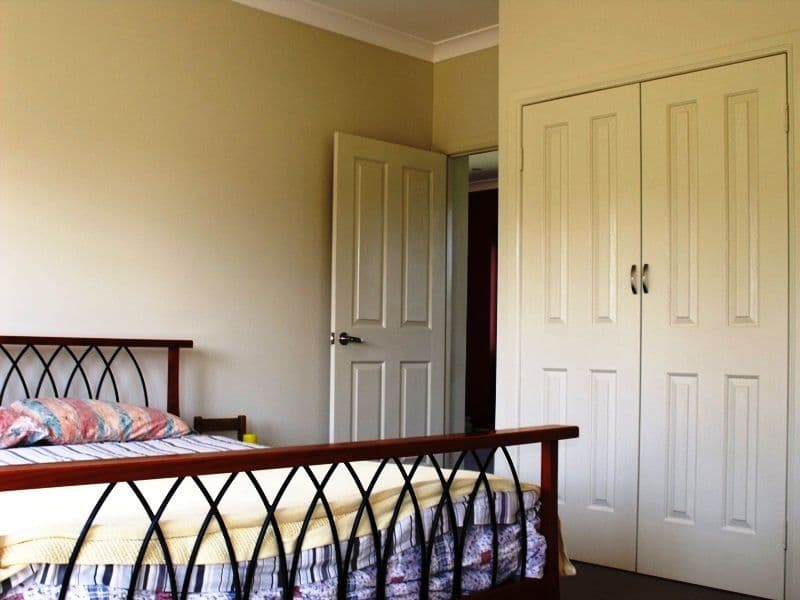 8 Phoenix Street, RUSSELL ISLAND QLD 4184, Russell Island - Thumbnail 7